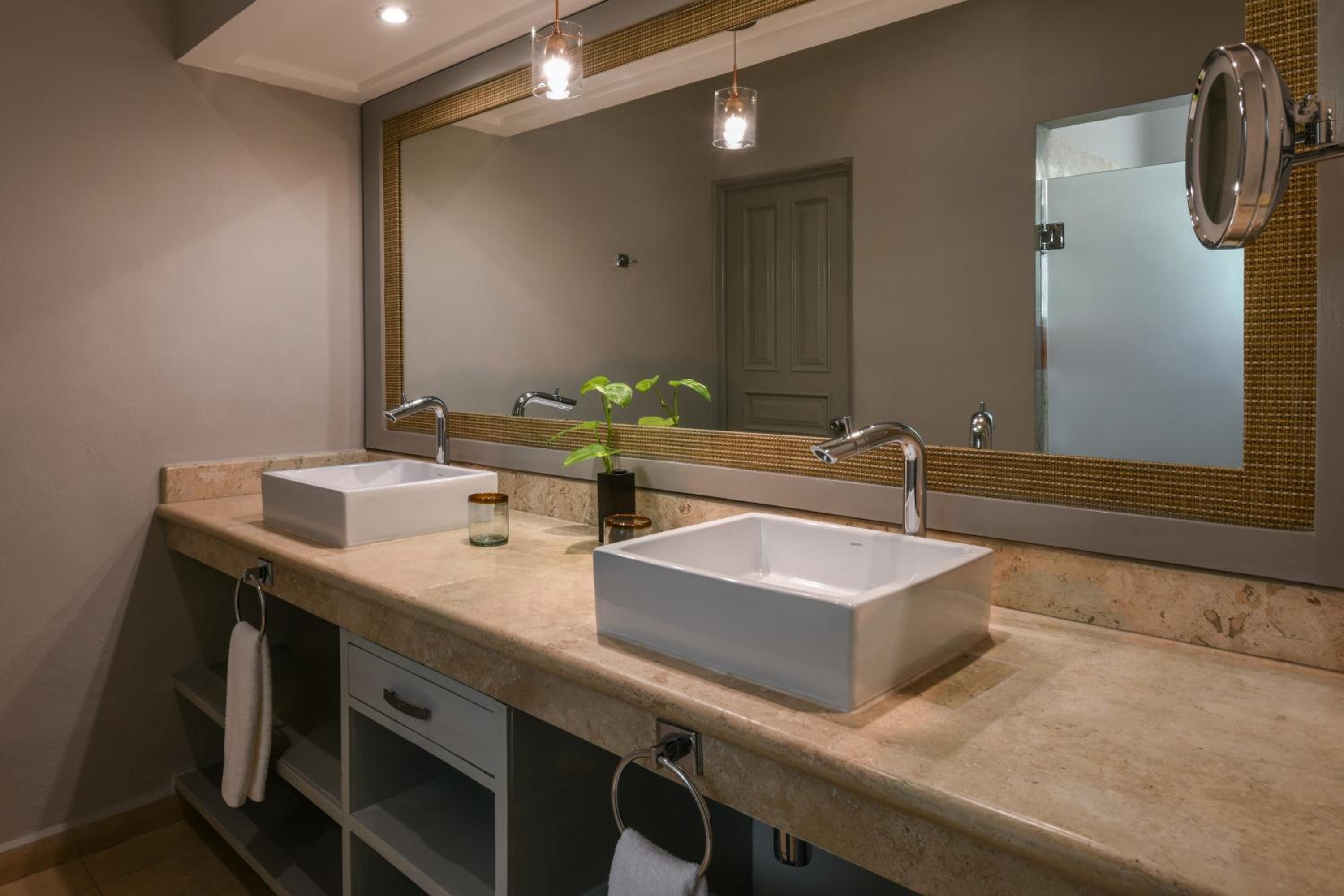 Junior Suite With Pool View