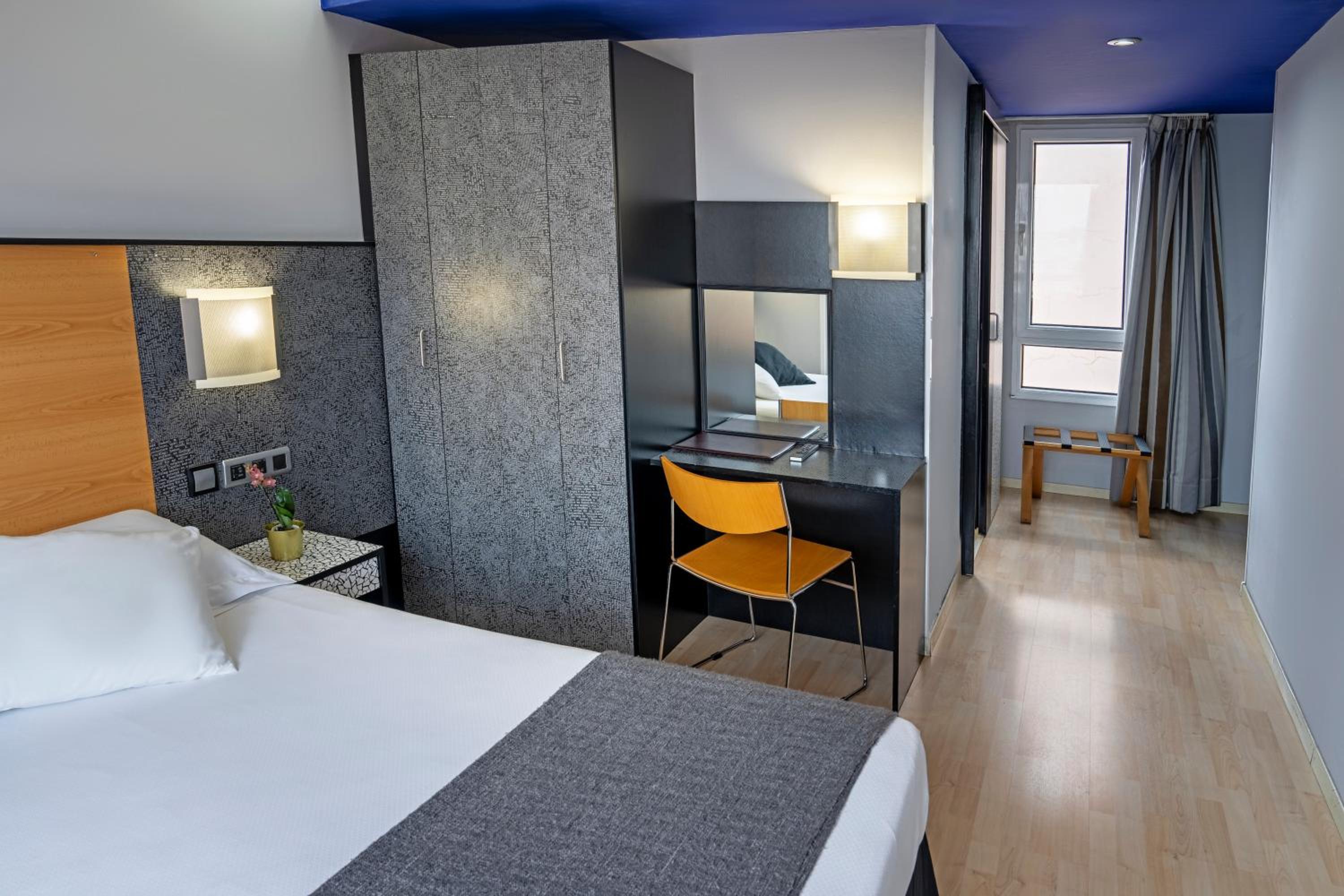 1 double bed - Photo 3