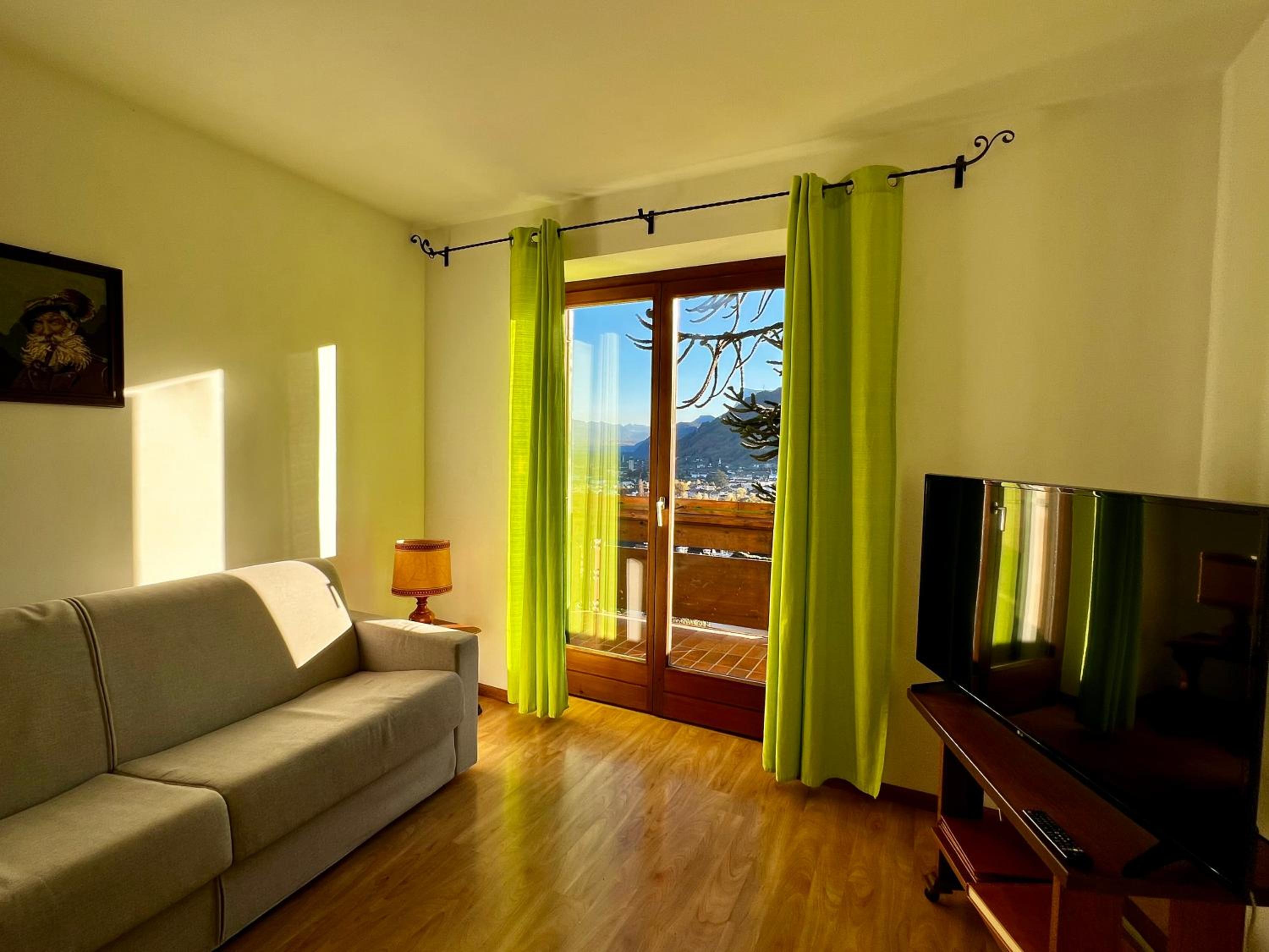Apartment with Balcony