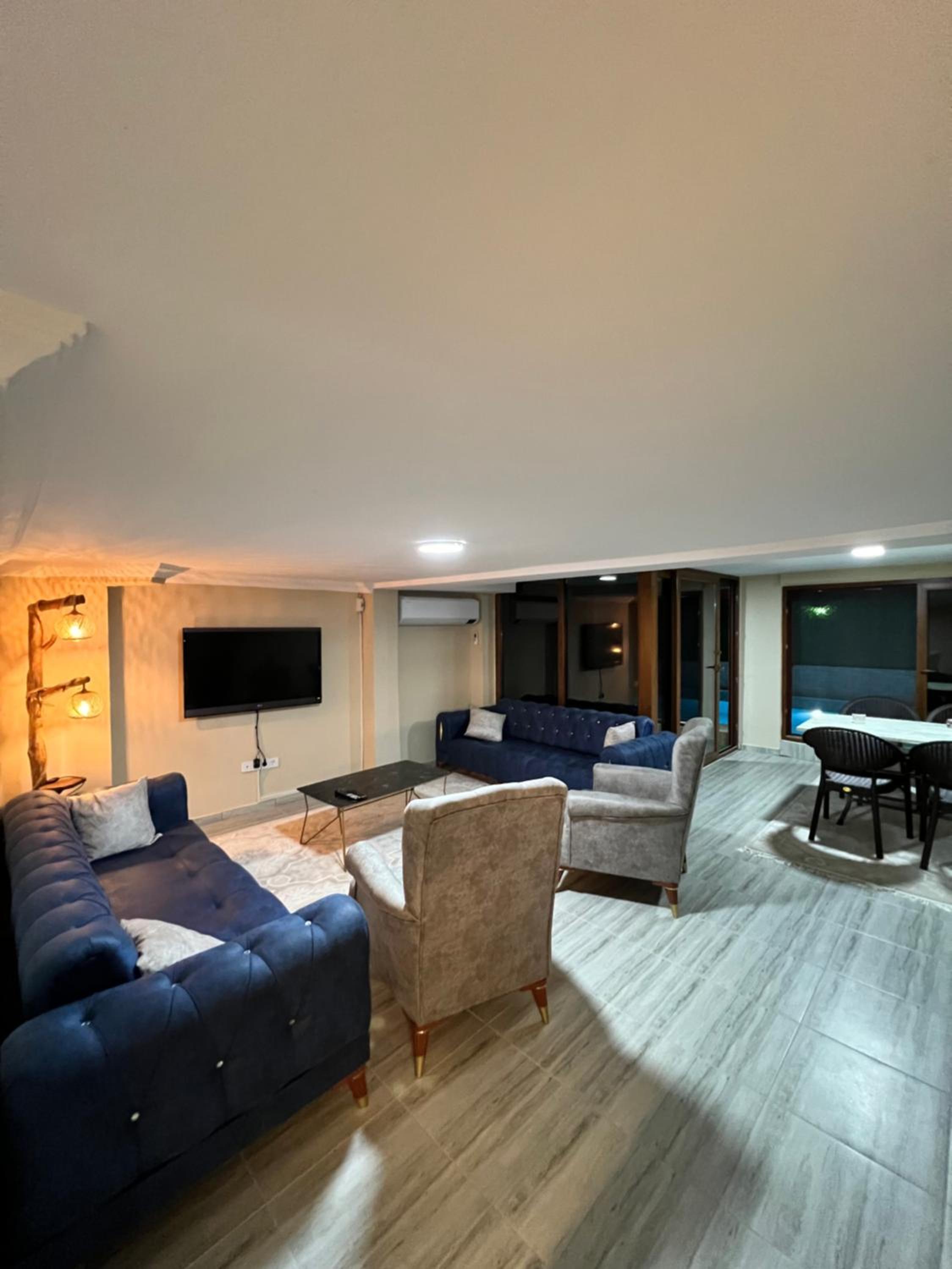 One-Bedroom Villa photo 1