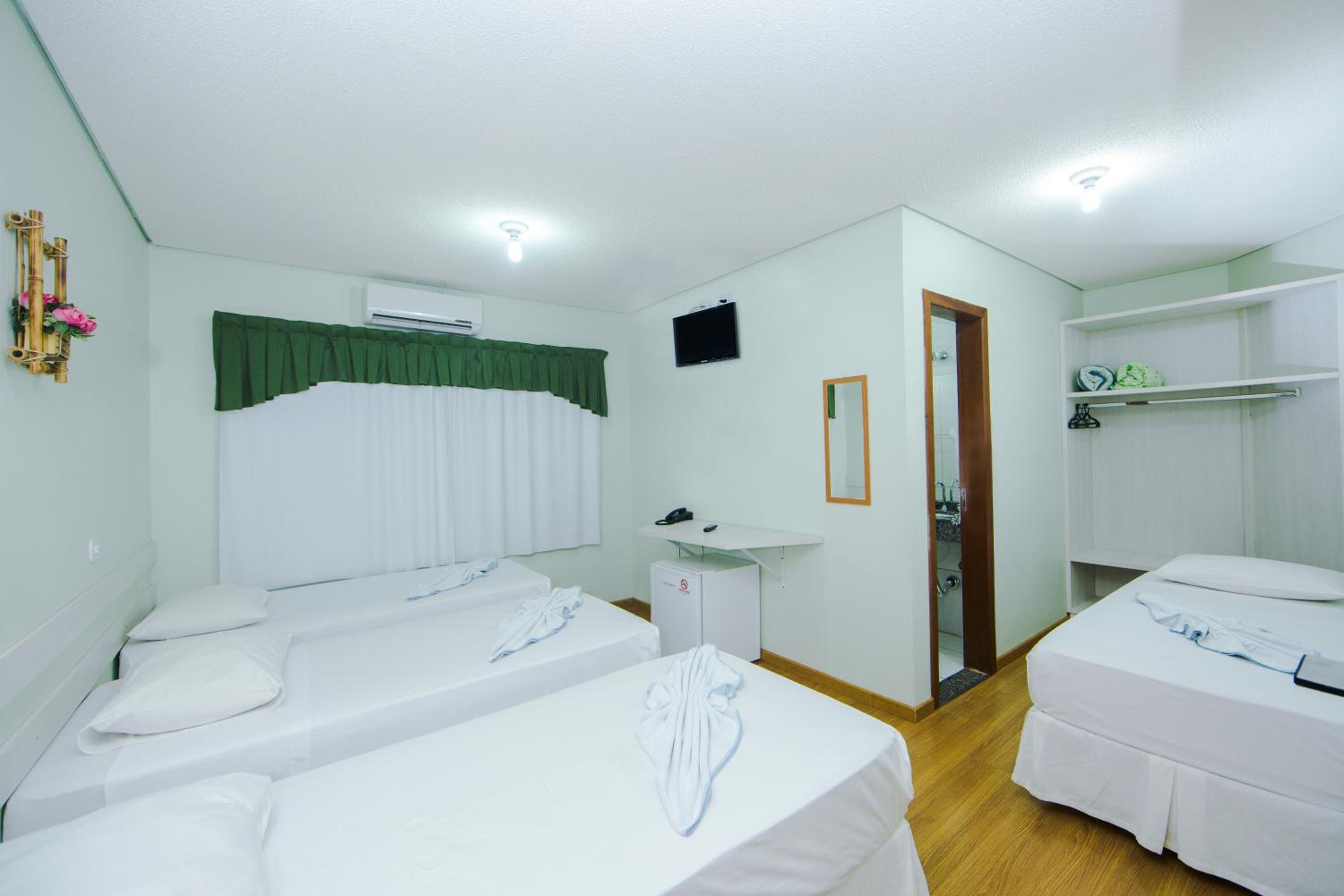 Quarto Quádruplo Standard  (Bloco 02) - Photo 4