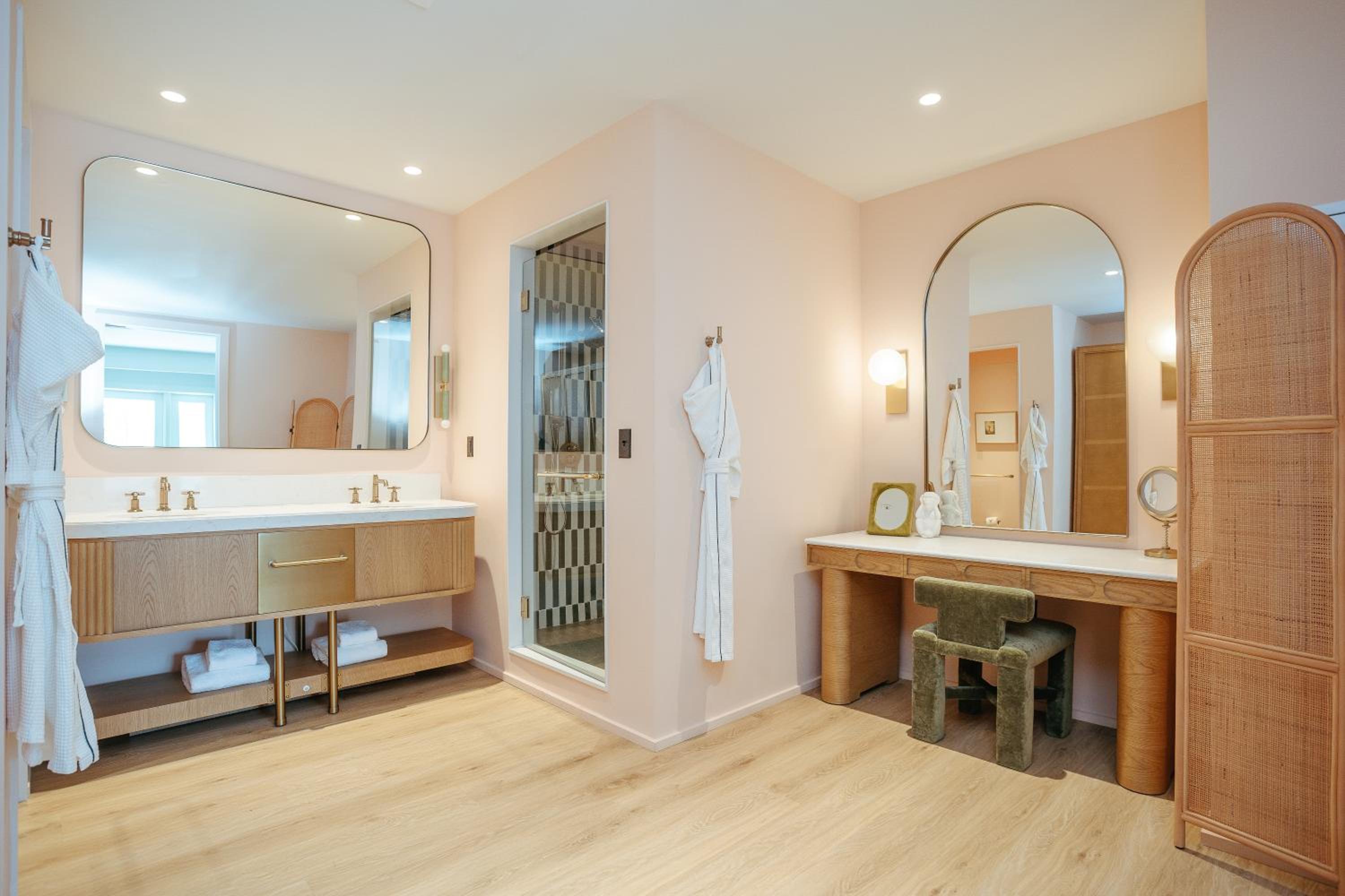 Family Terrace Suite - Photo 13