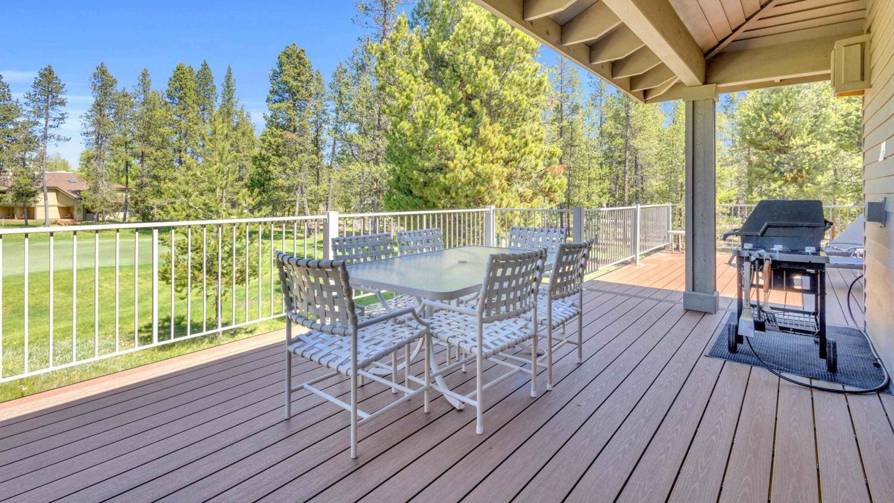 Four-Bedroom Vacation Home photo 3