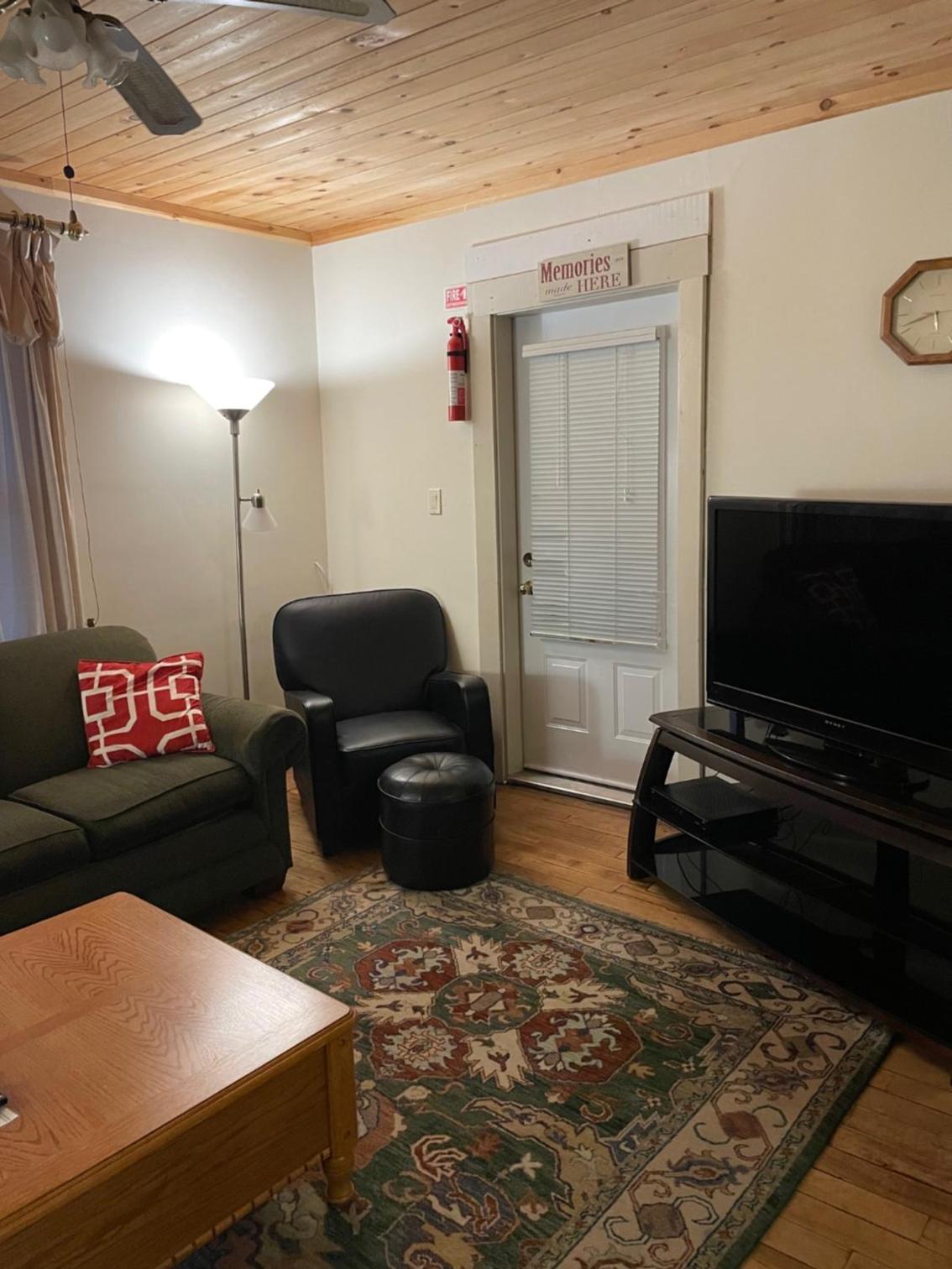 Four-Bedroom House photo 1