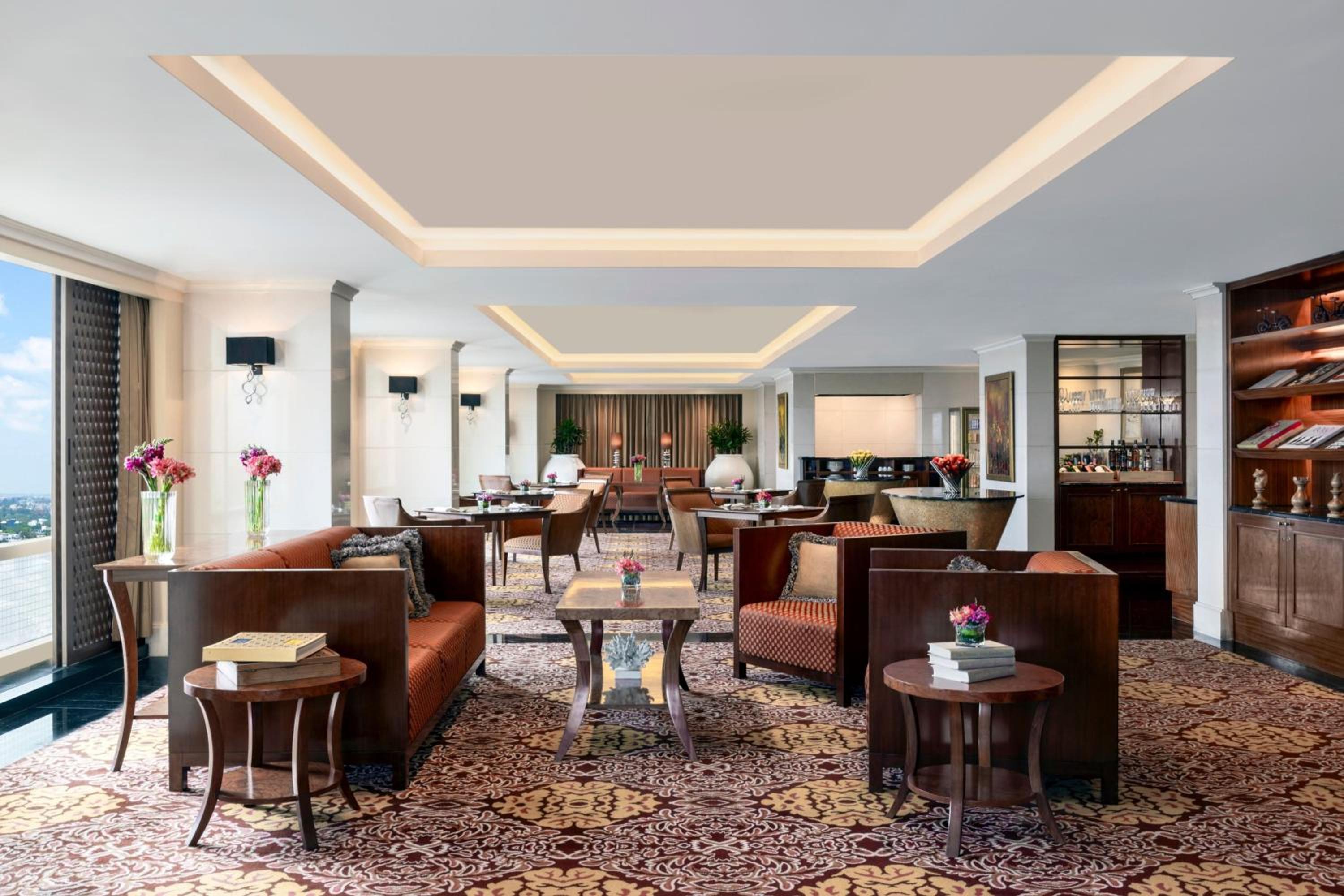 Club Deluxe Room with Lounge Access