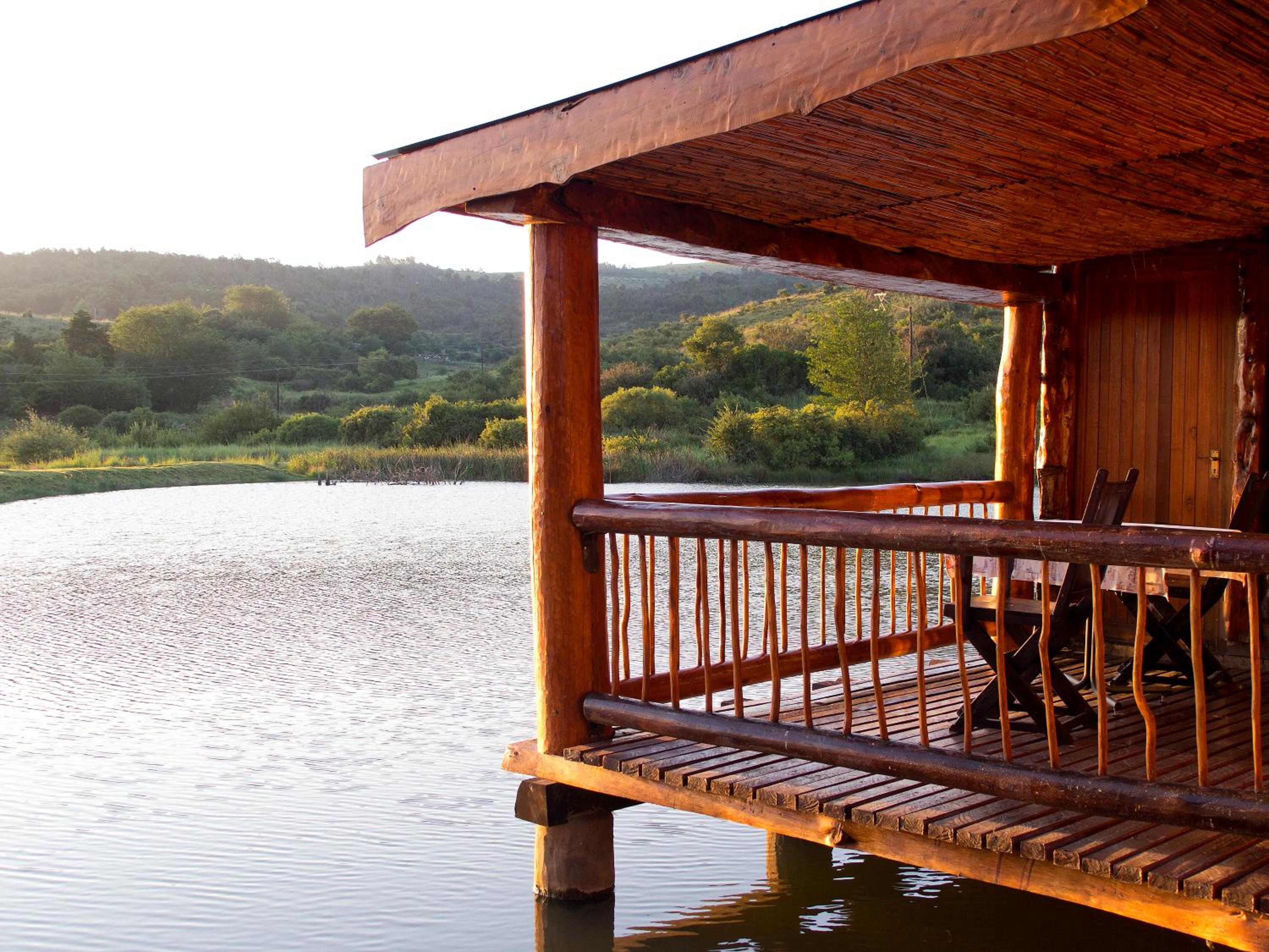 Double Room With Water View - Photo 3
