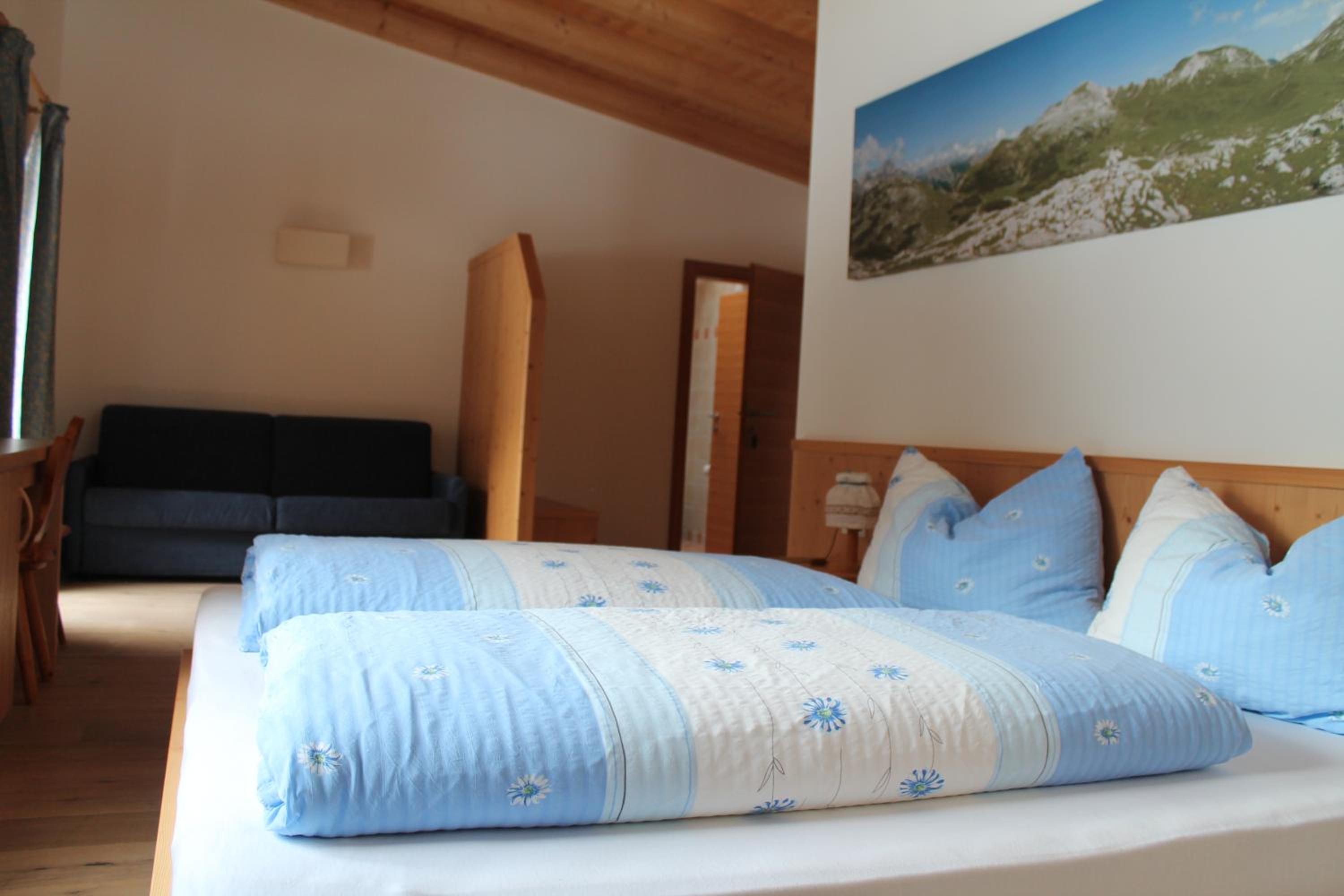 Double or Twin Room photo 2
