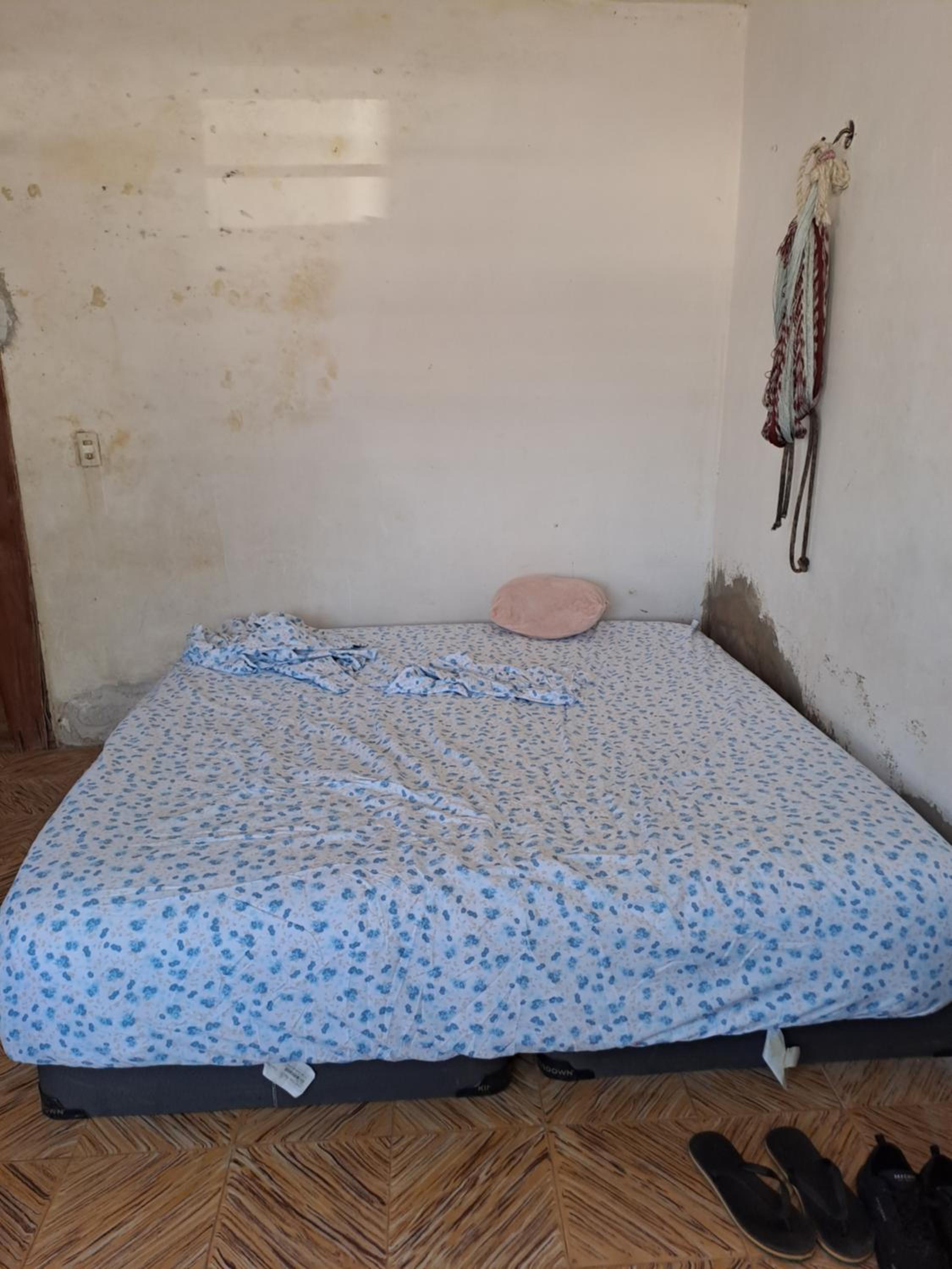 One-Bedroom House photo 1