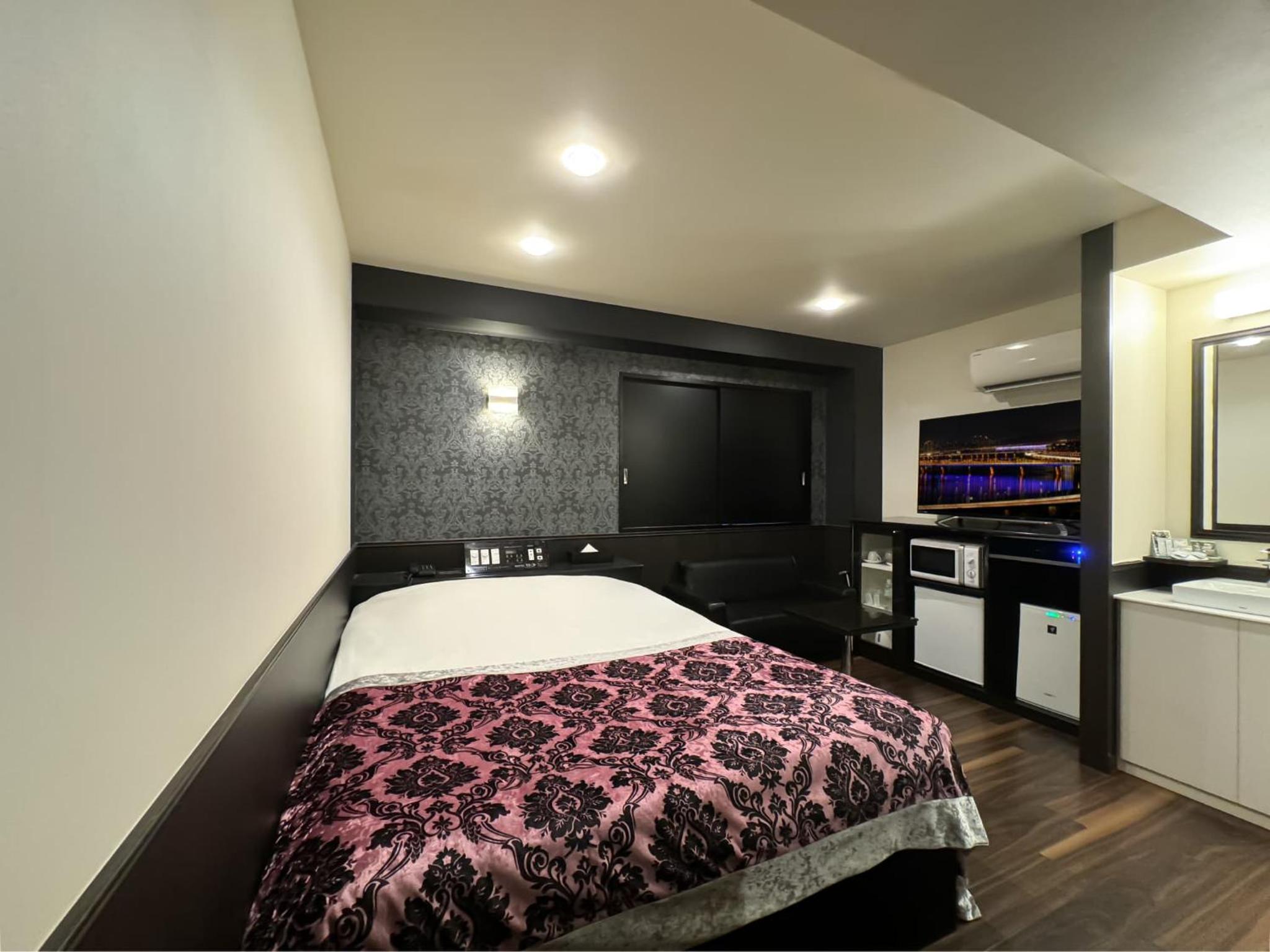 Economy Double Room photo 1