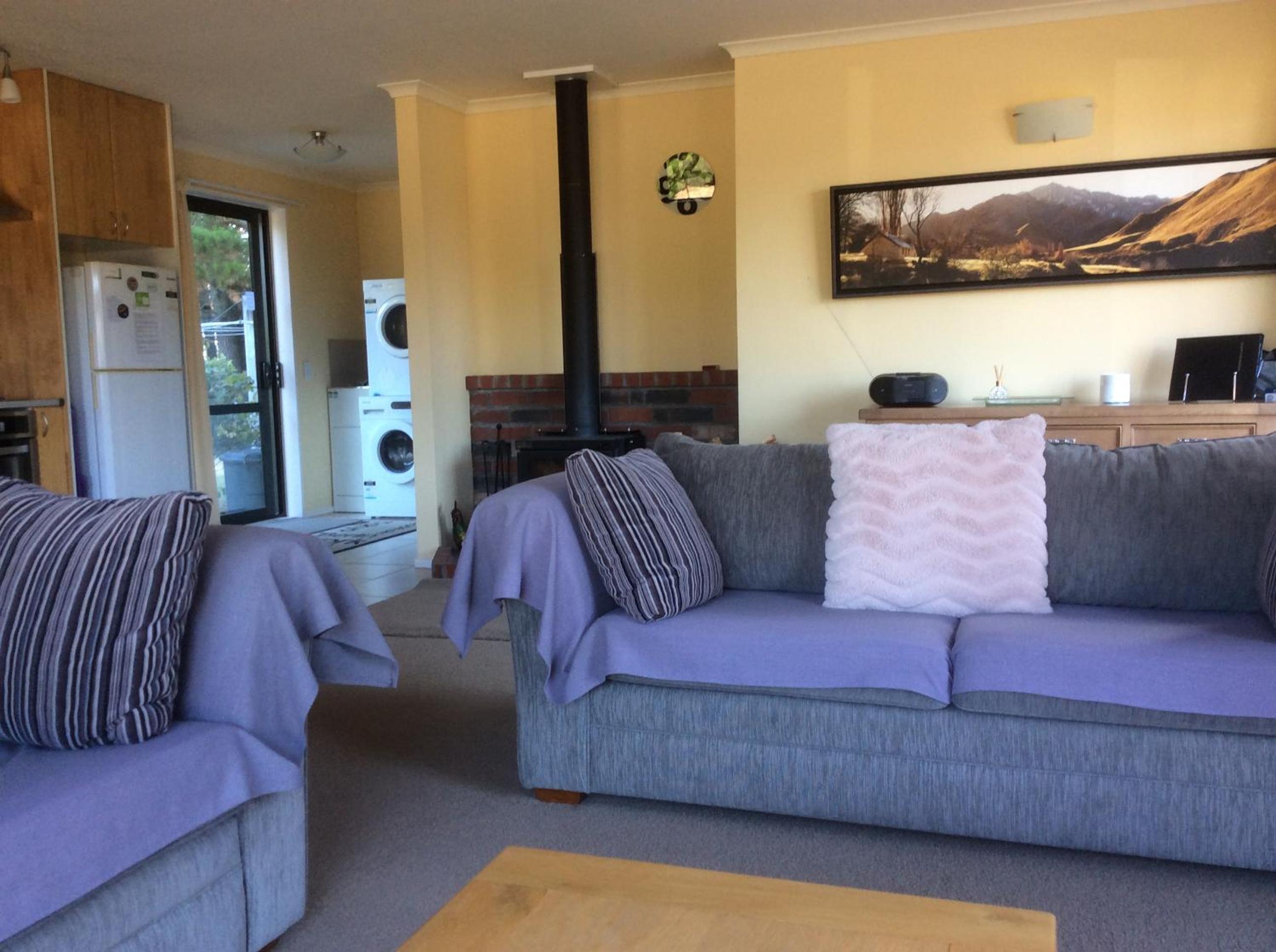 Two-Bedroom House - Photo 31