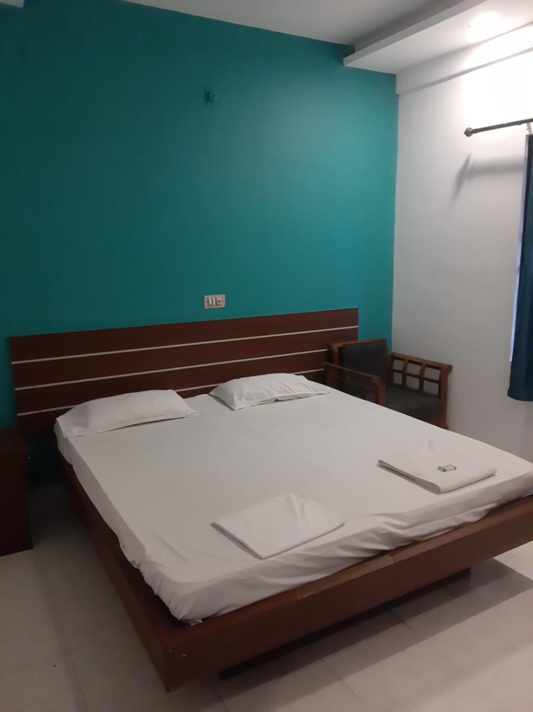 Executive Double Room - A/C - Photo 4