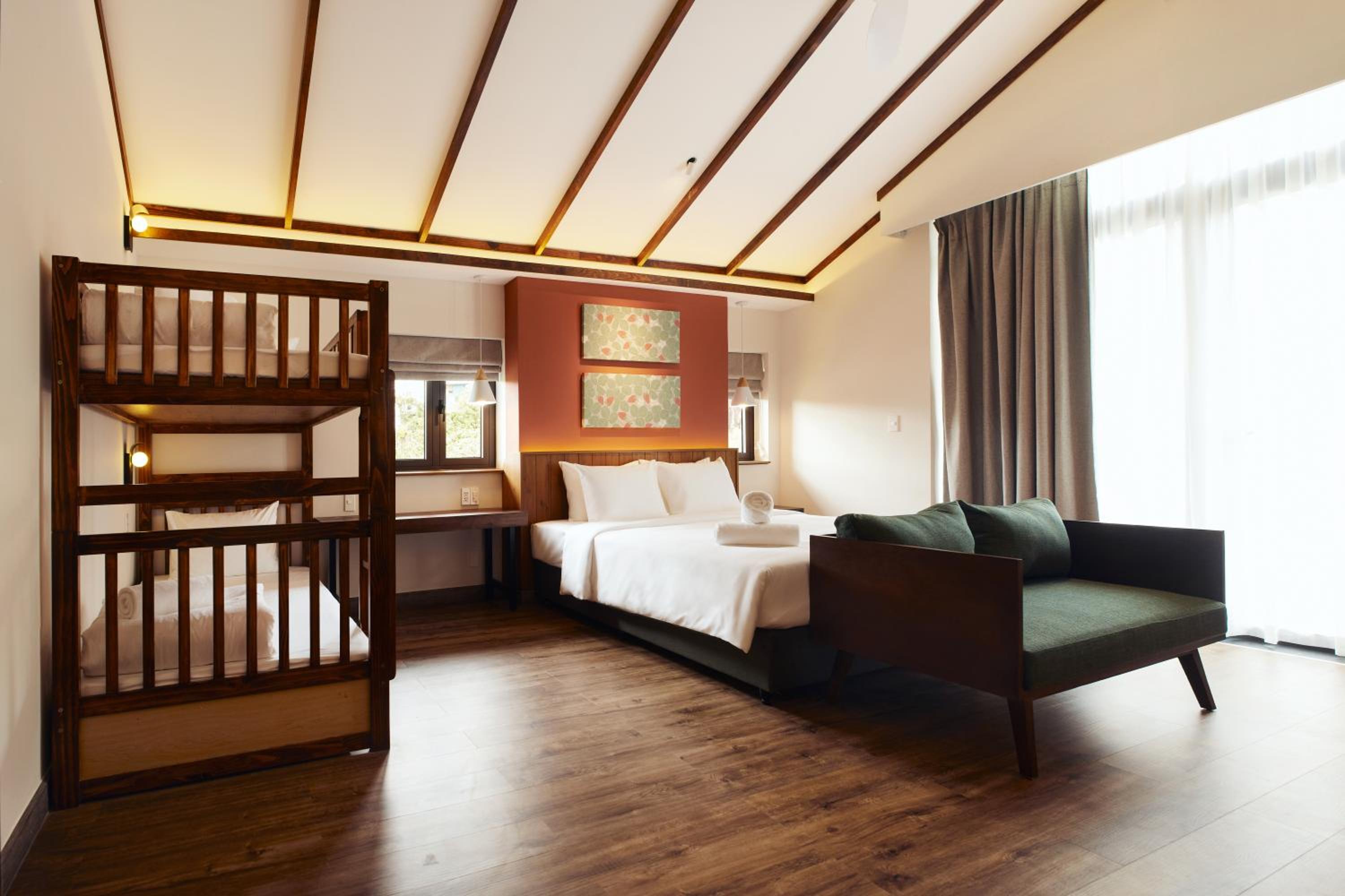 Family Suite - Photo 9