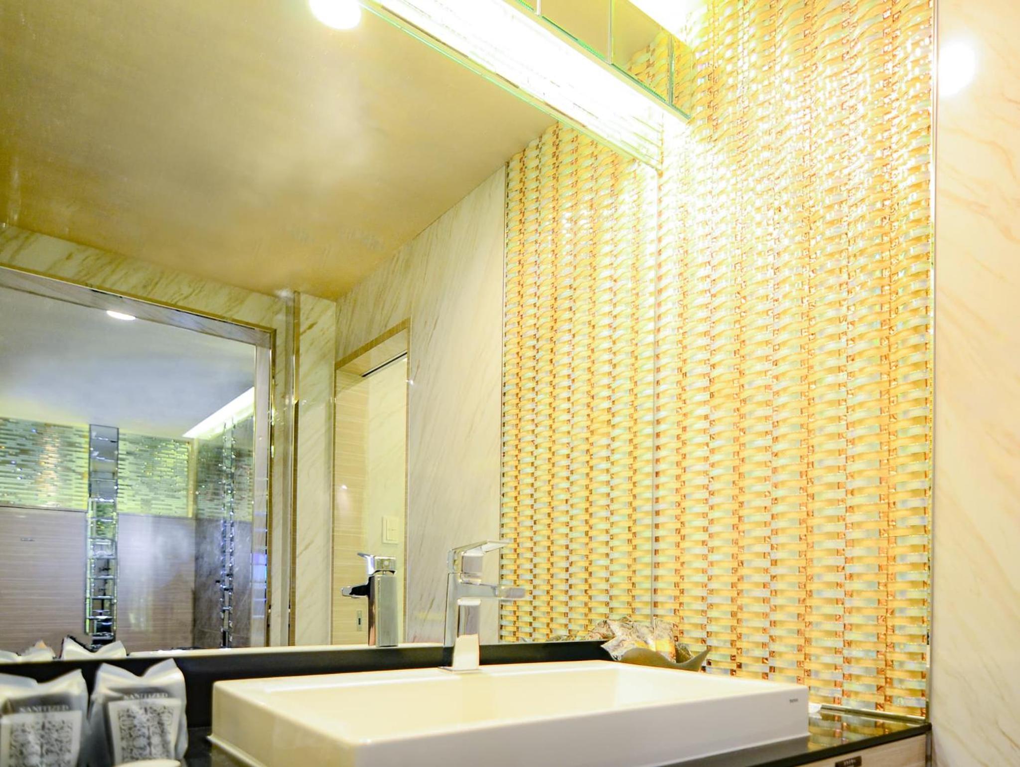 Suite - Photo 4