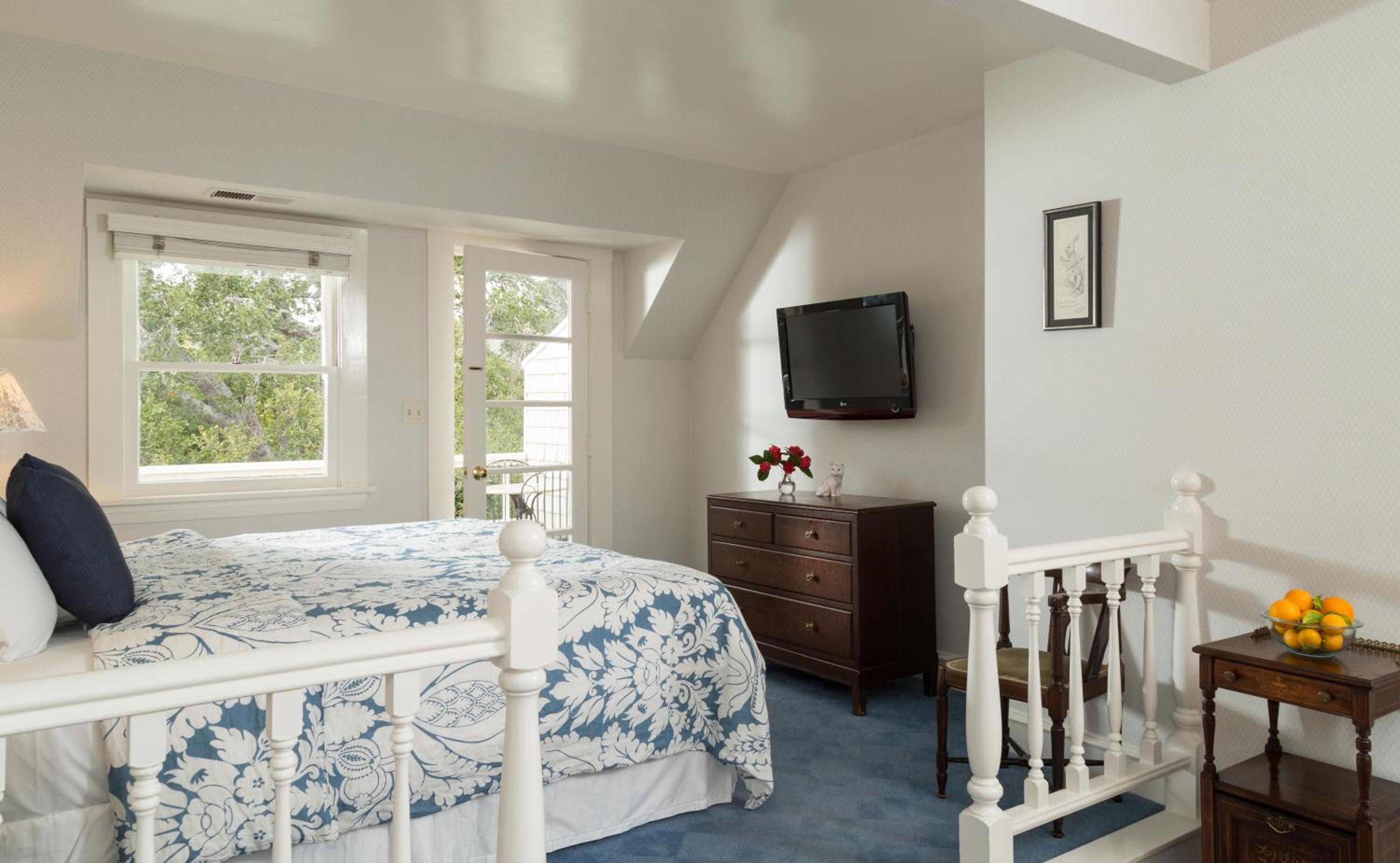 White Rabbit Balcony Room photo 3