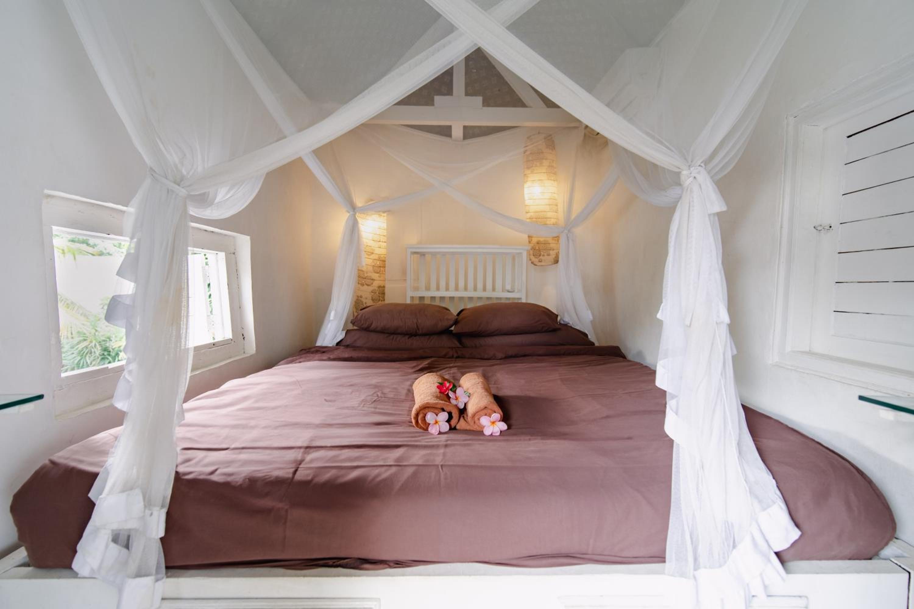 One-Bedroom Chalet - Photo 9
