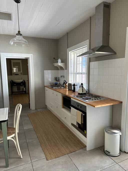 Four-Bedroom House photo 2