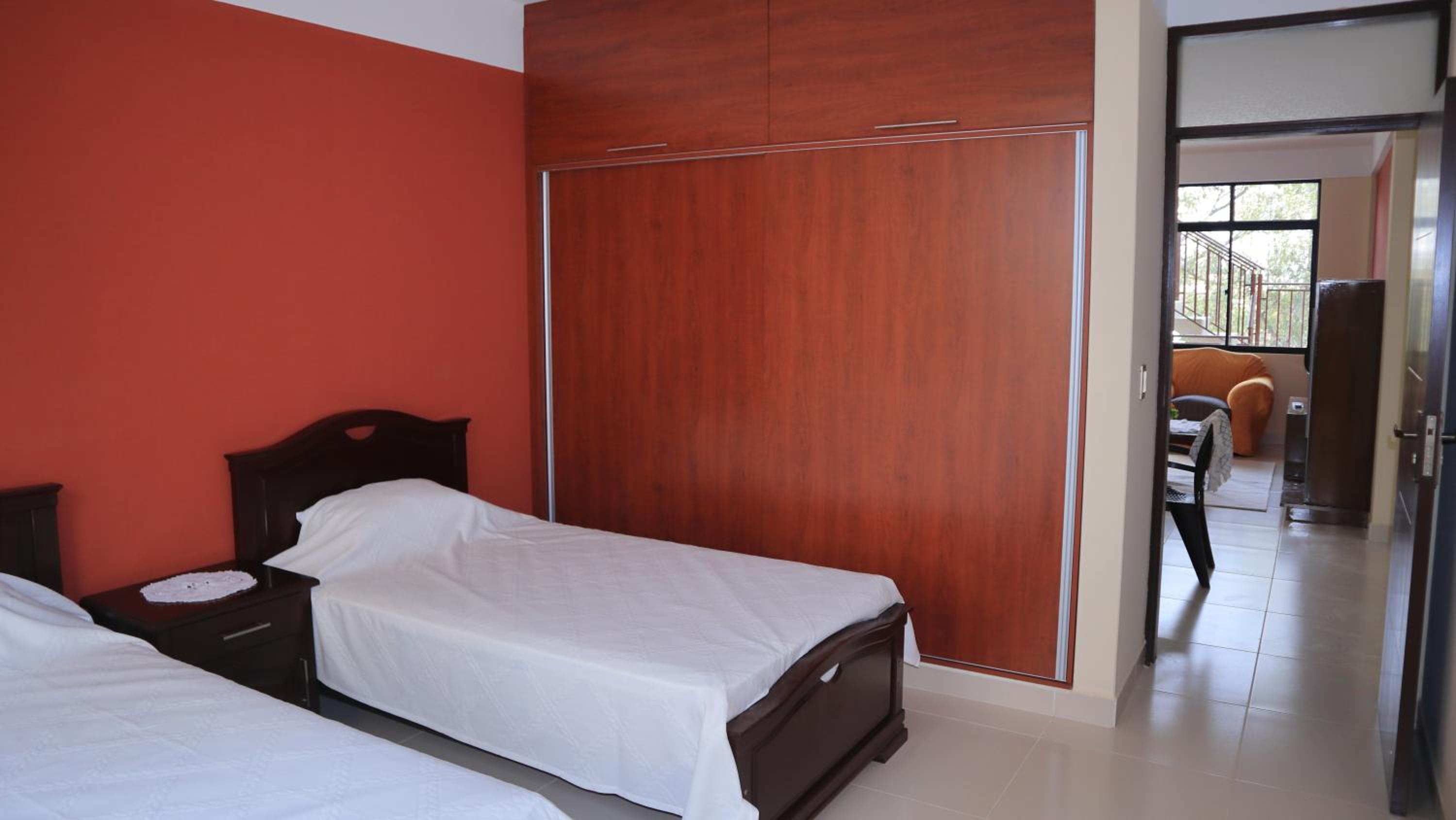 Economy Twin Room photo 1