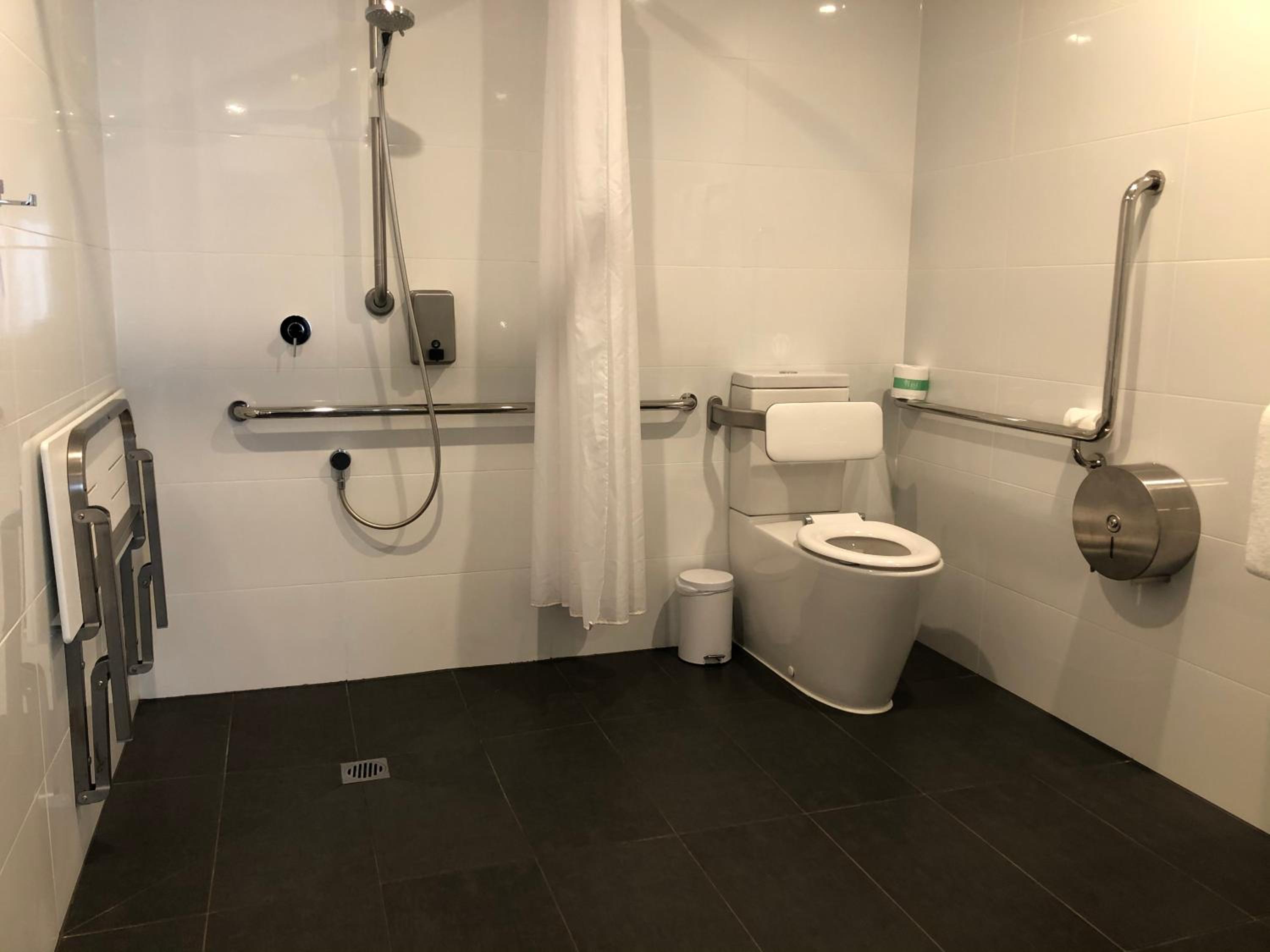 Apartment - Disability Access photo 2
