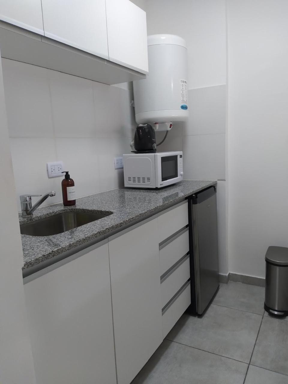 One-Bedroom Apartment photo 3