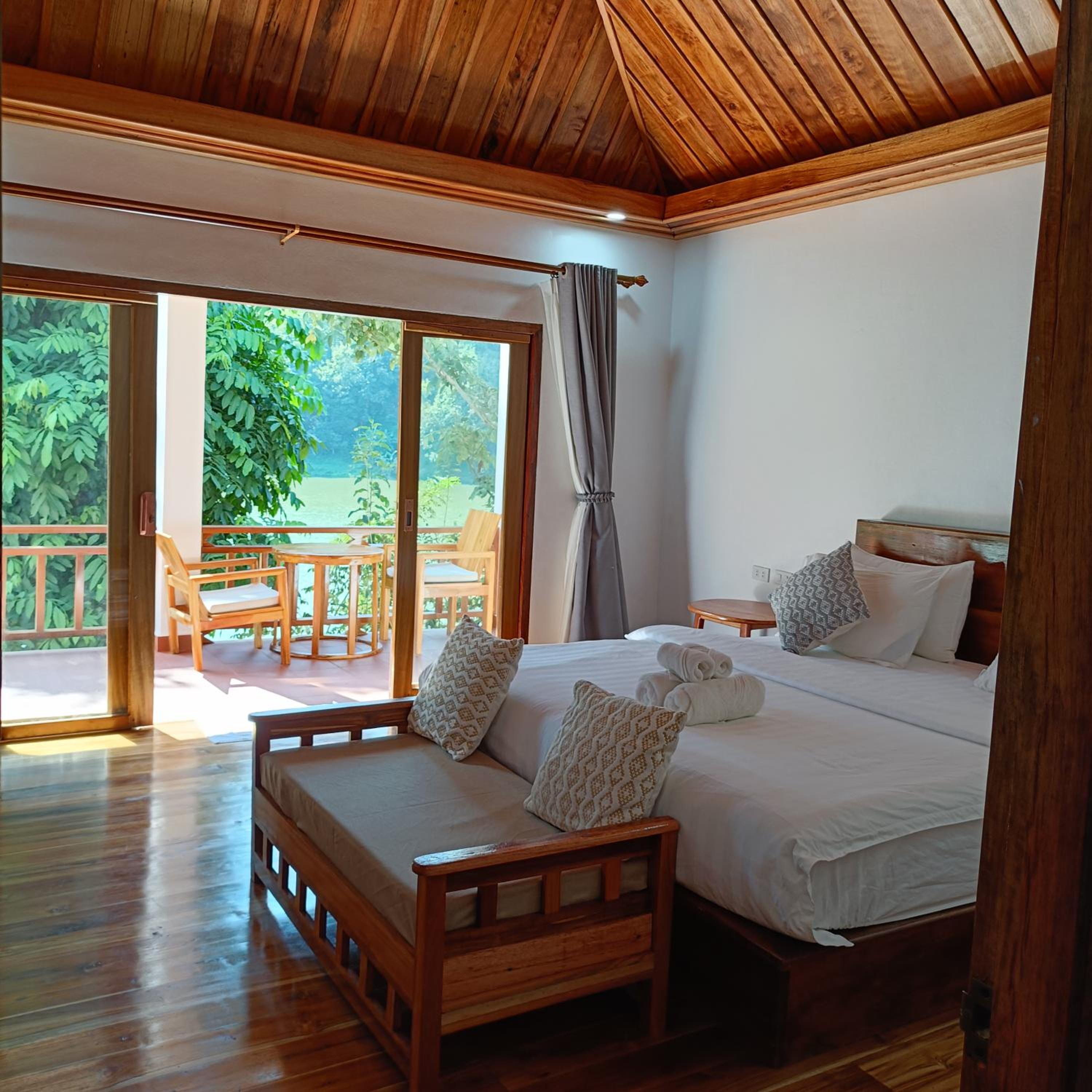King Room with Lake View