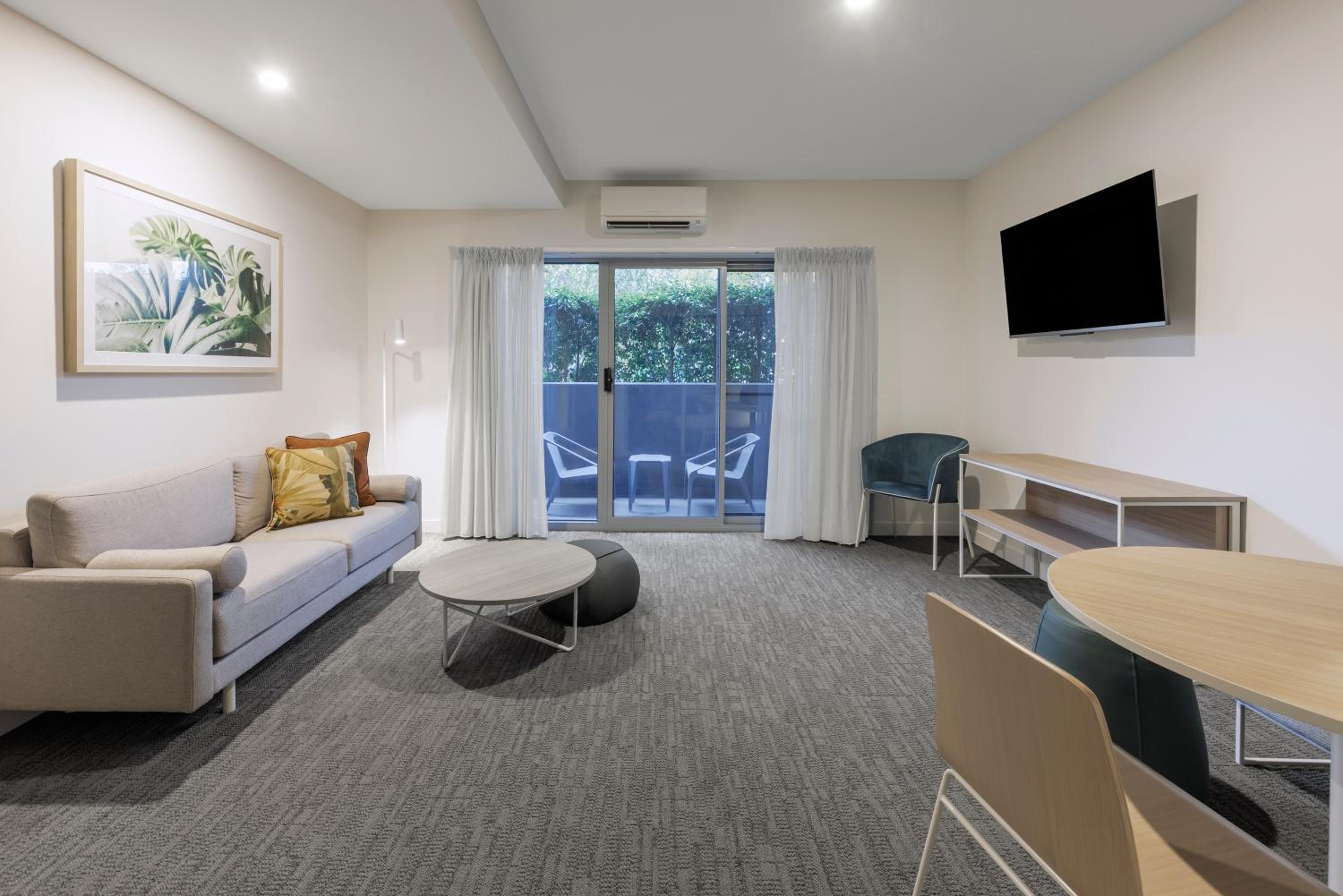 Apartment - Disability Access photo 3