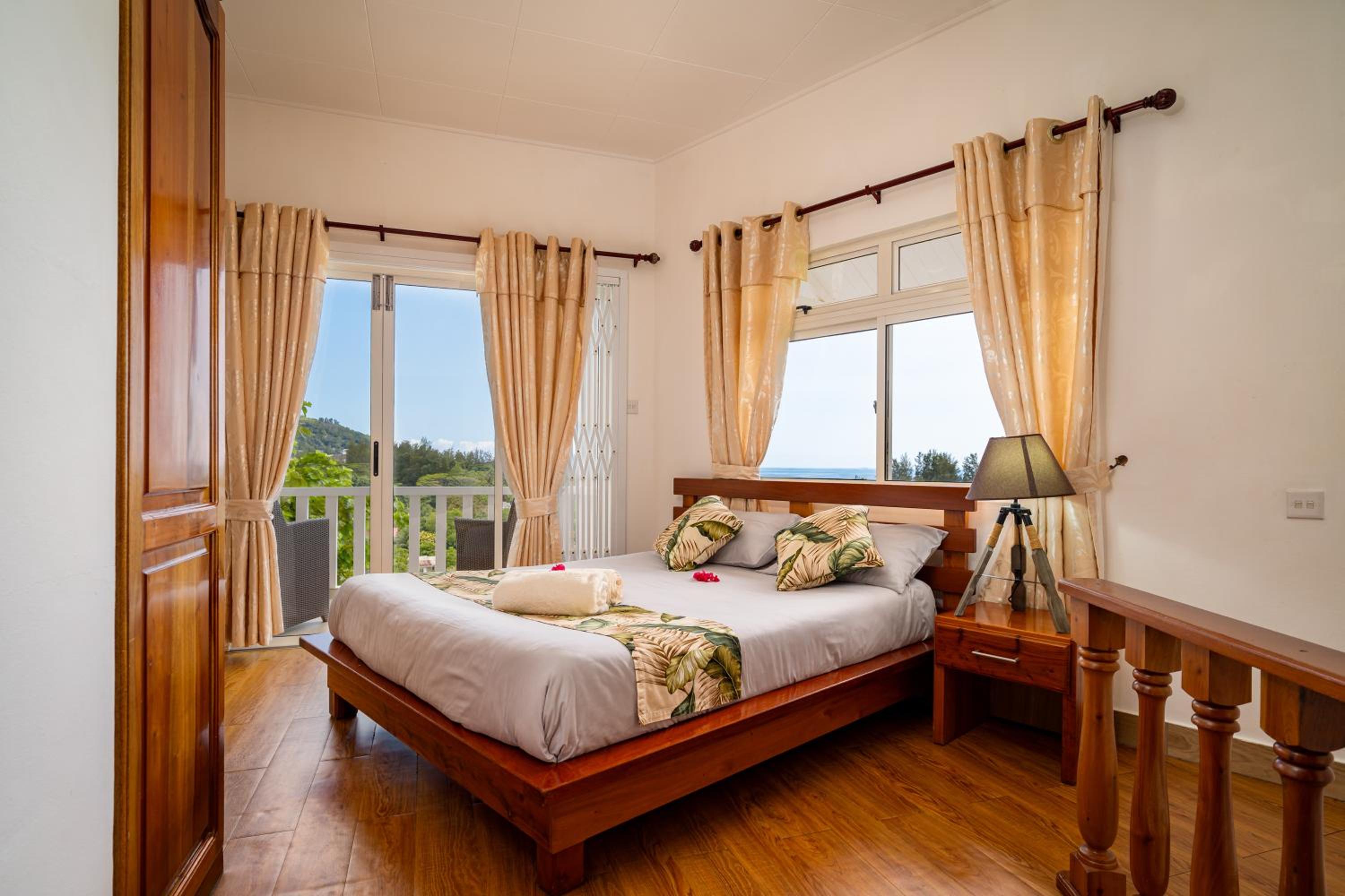 Superior One-Bedroom Apartment photo 3