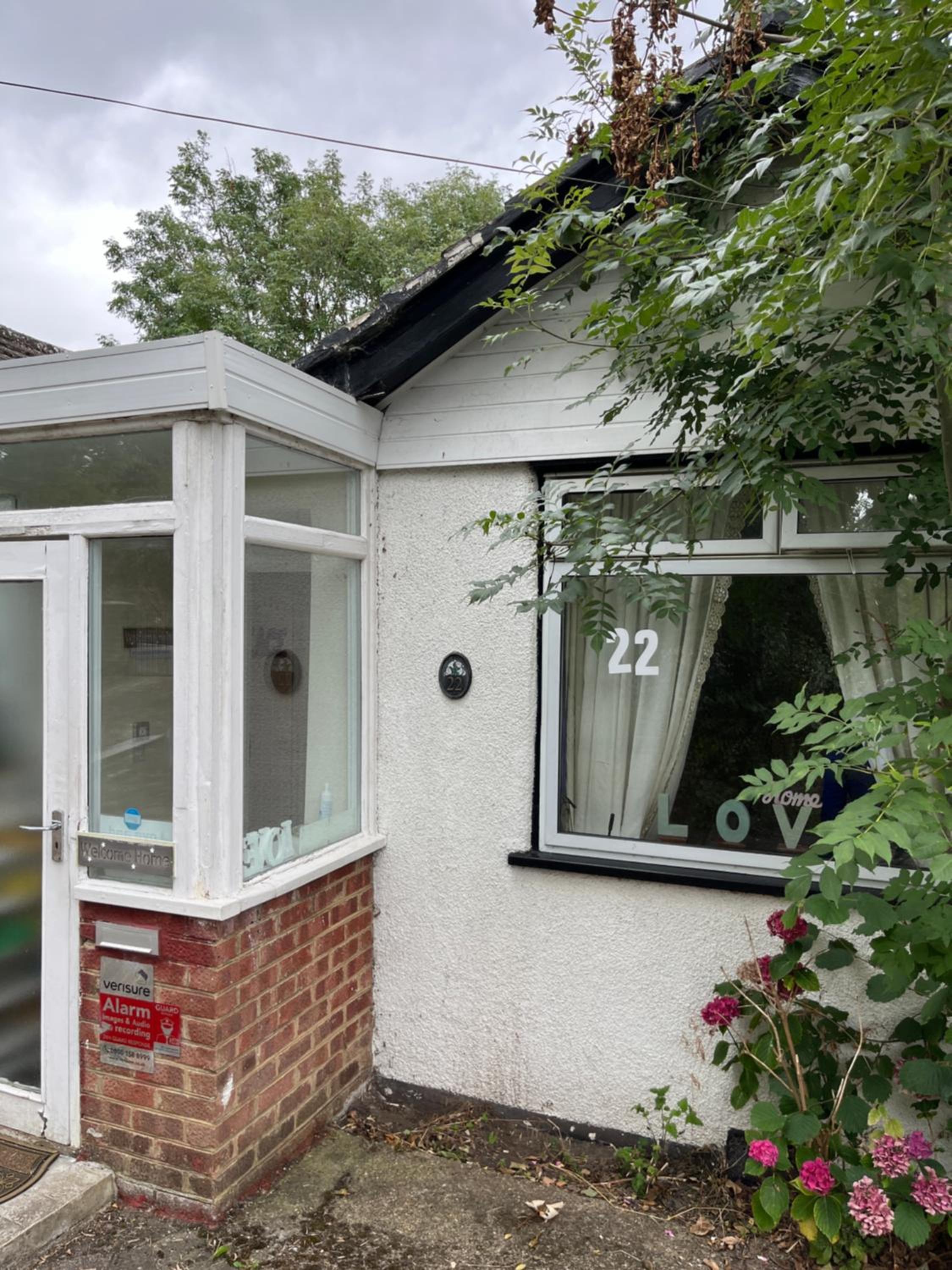 Three-Bedroom House photo 2