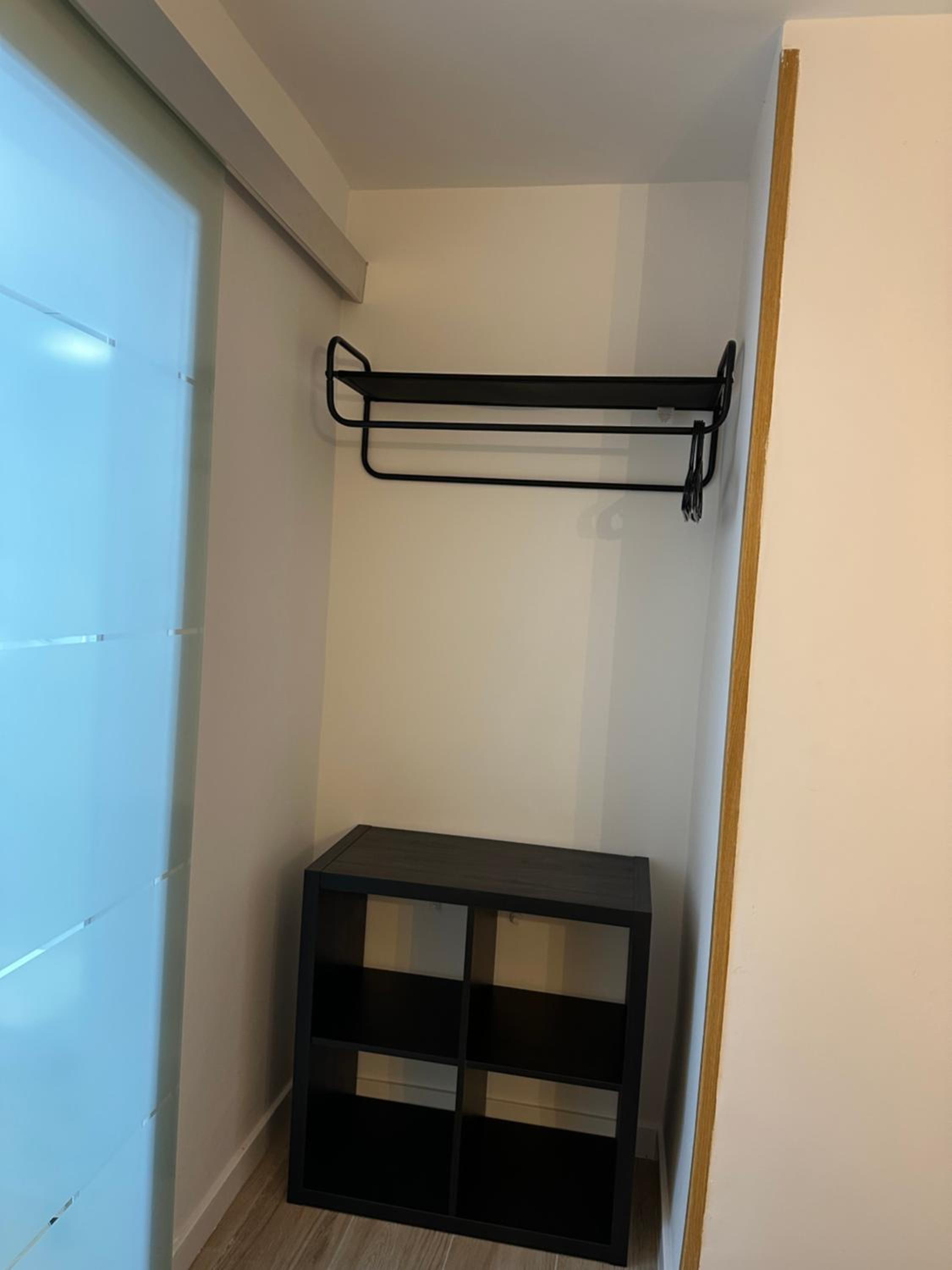 Twin Room with Bathroom - Photo 13