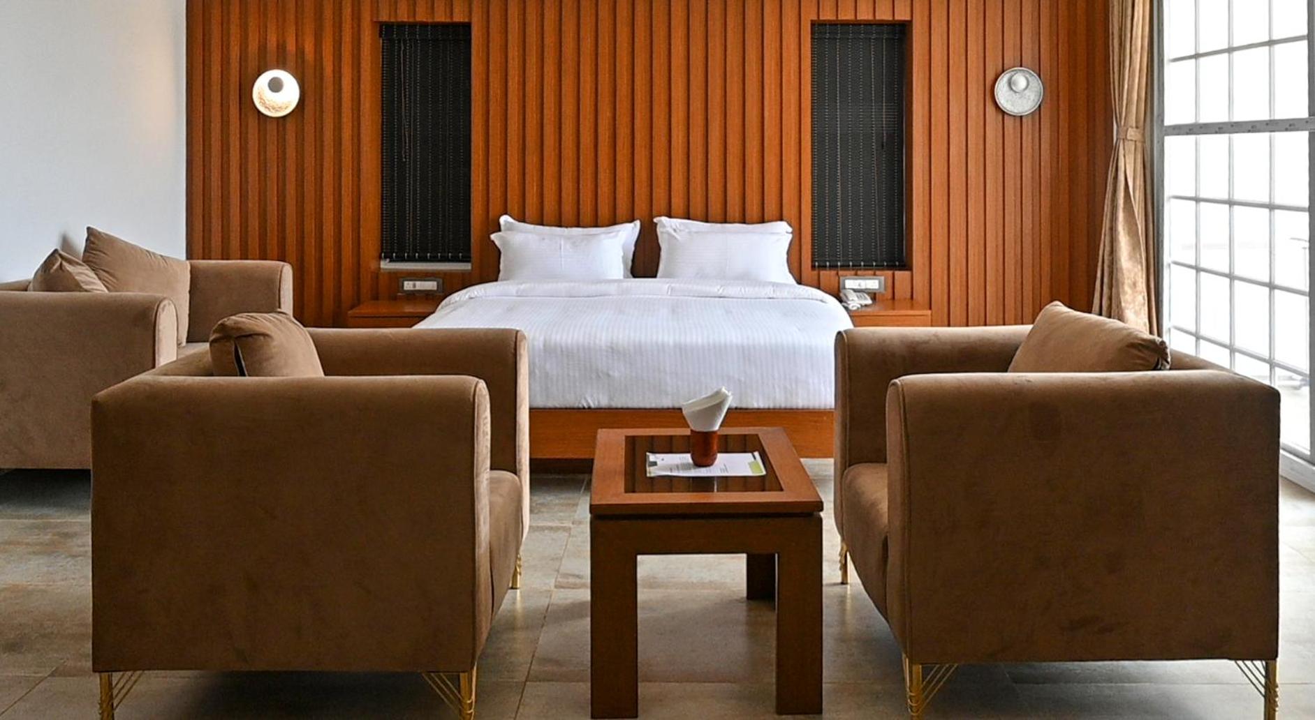 Deluxe Room - Photo 1