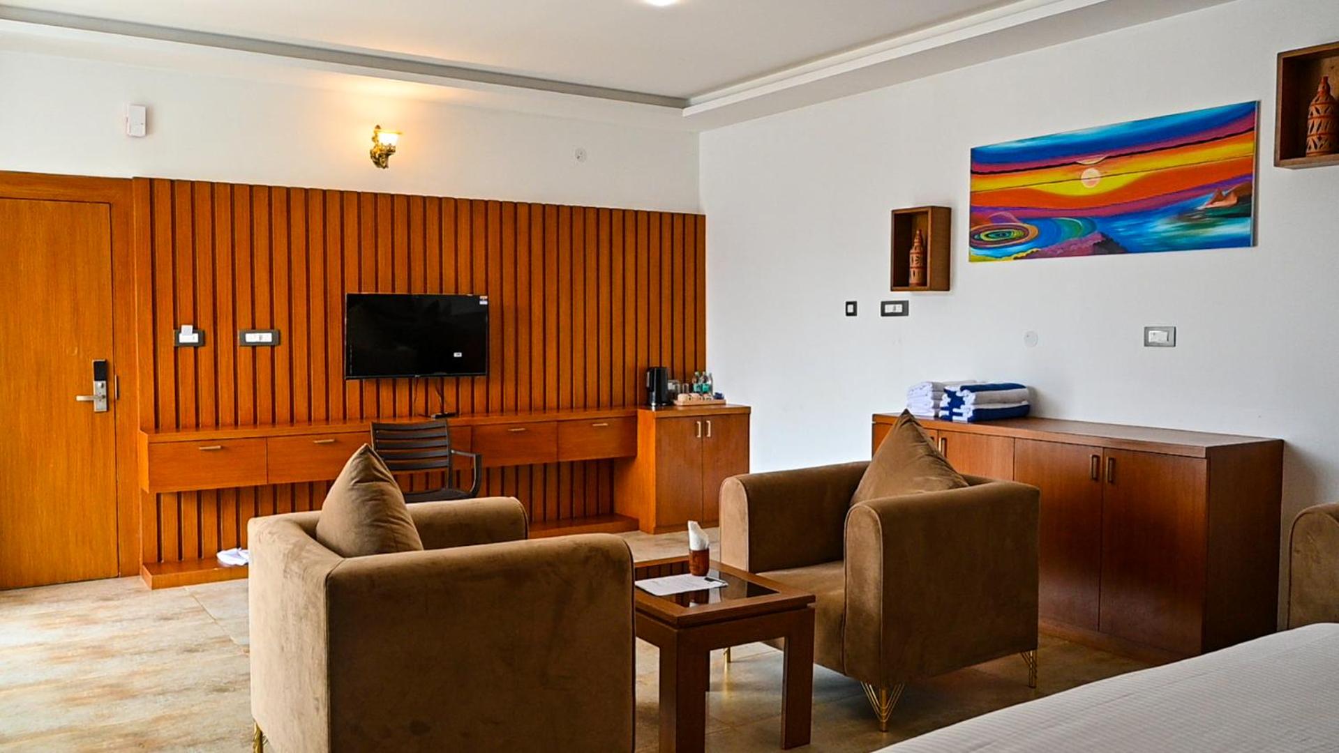 Deluxe Room - Photo 4