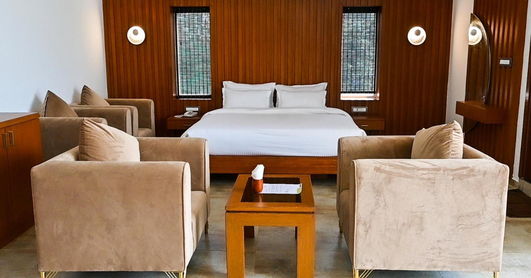 Deluxe Room - Photo 7