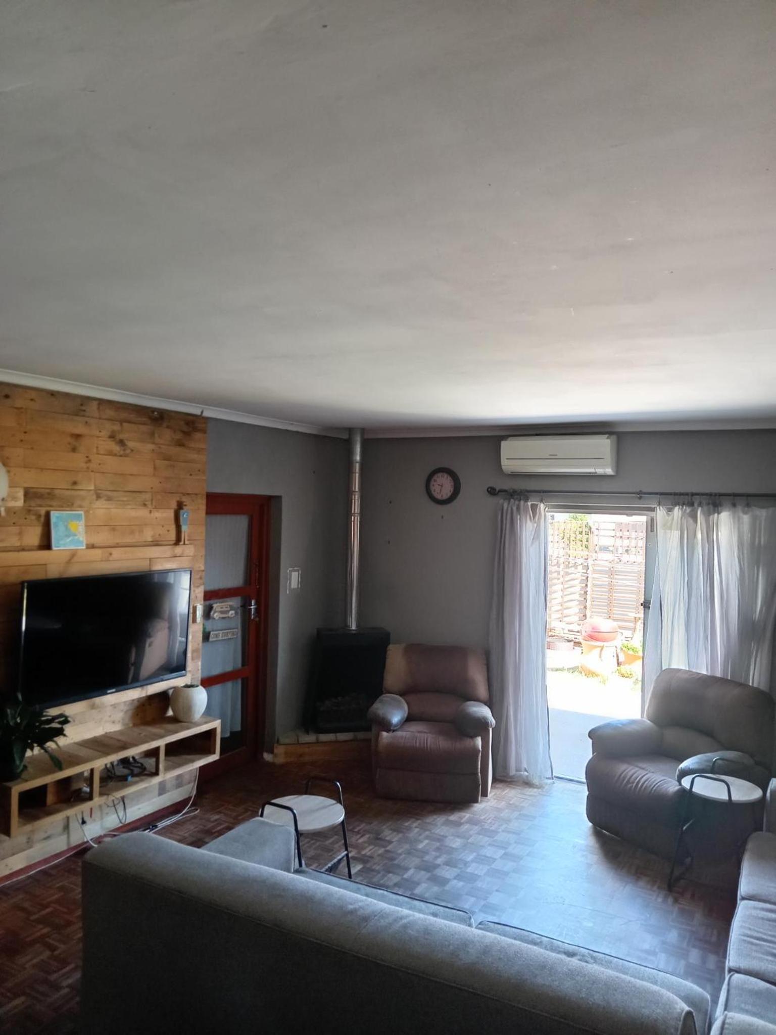 Two-Bedroom House photo 1