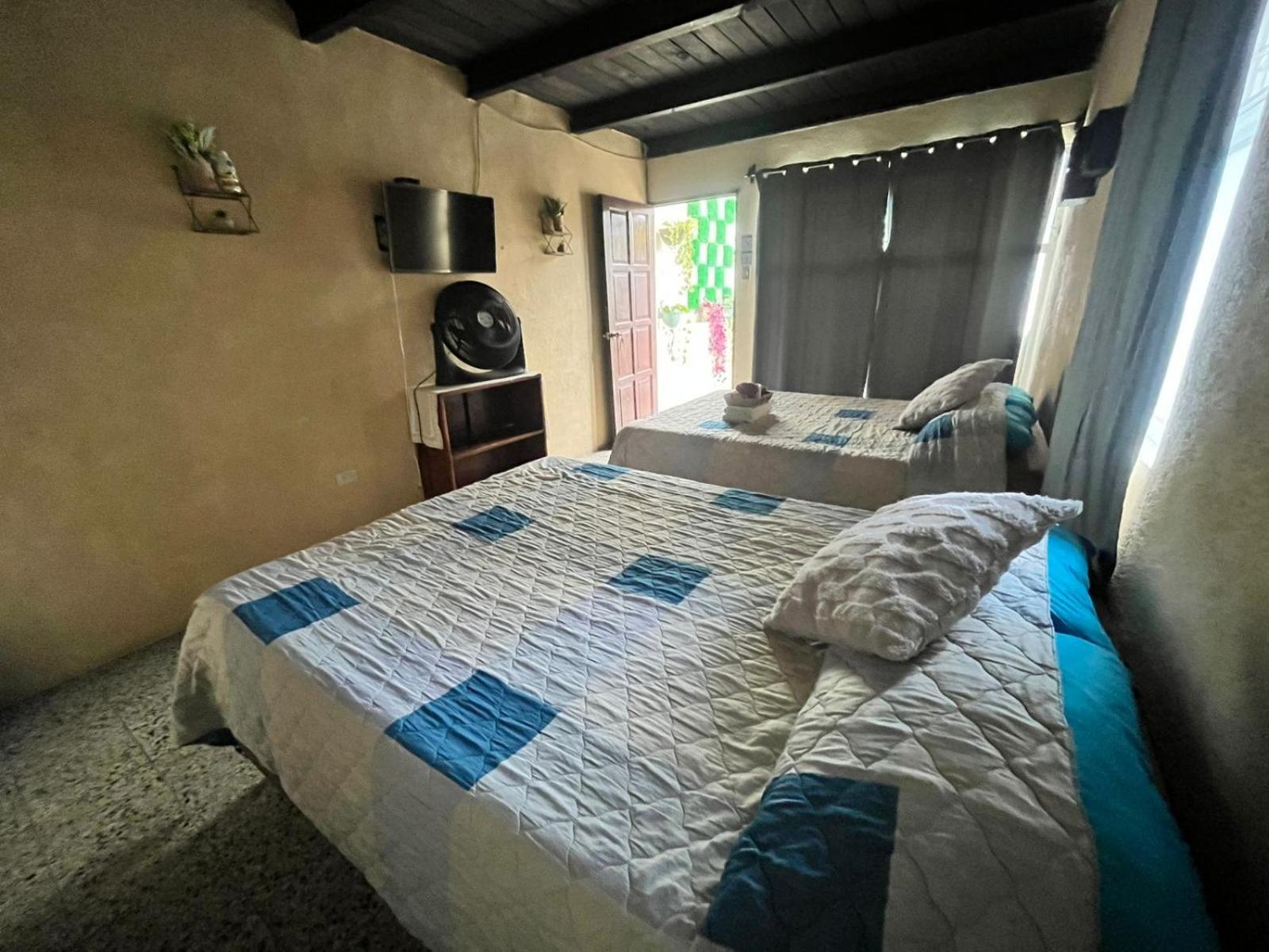 Twin Room With Bathroom photo 1