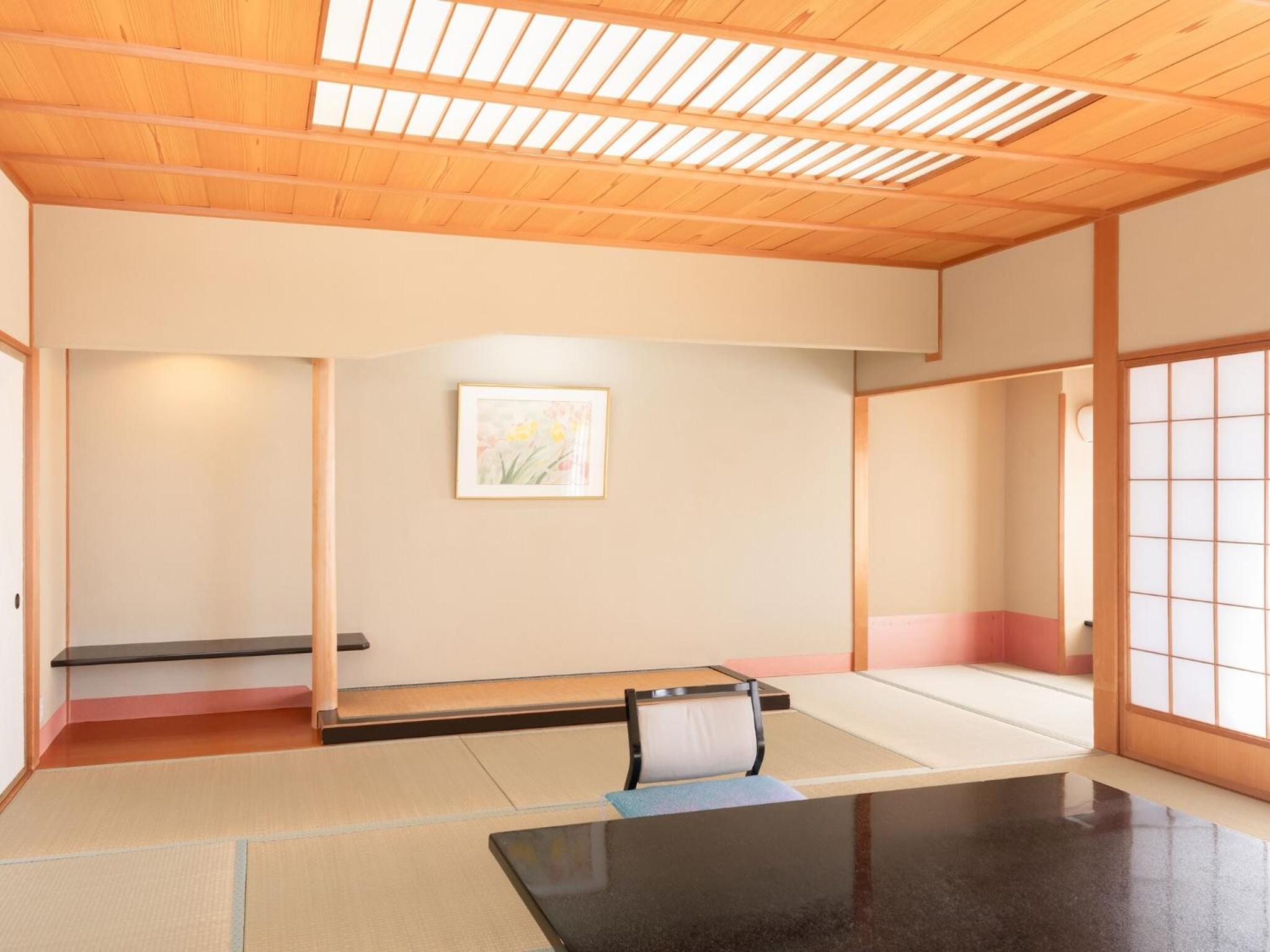 Japanese-Style Room with Standard Dinner and Breakfast (South Building) - Non-Smoking