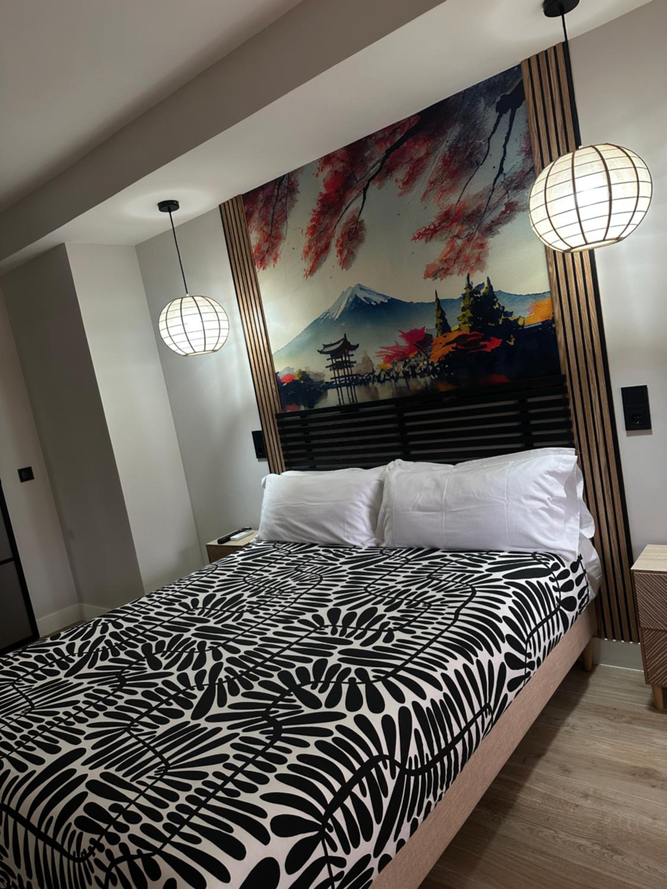 Double Room - Photo 7