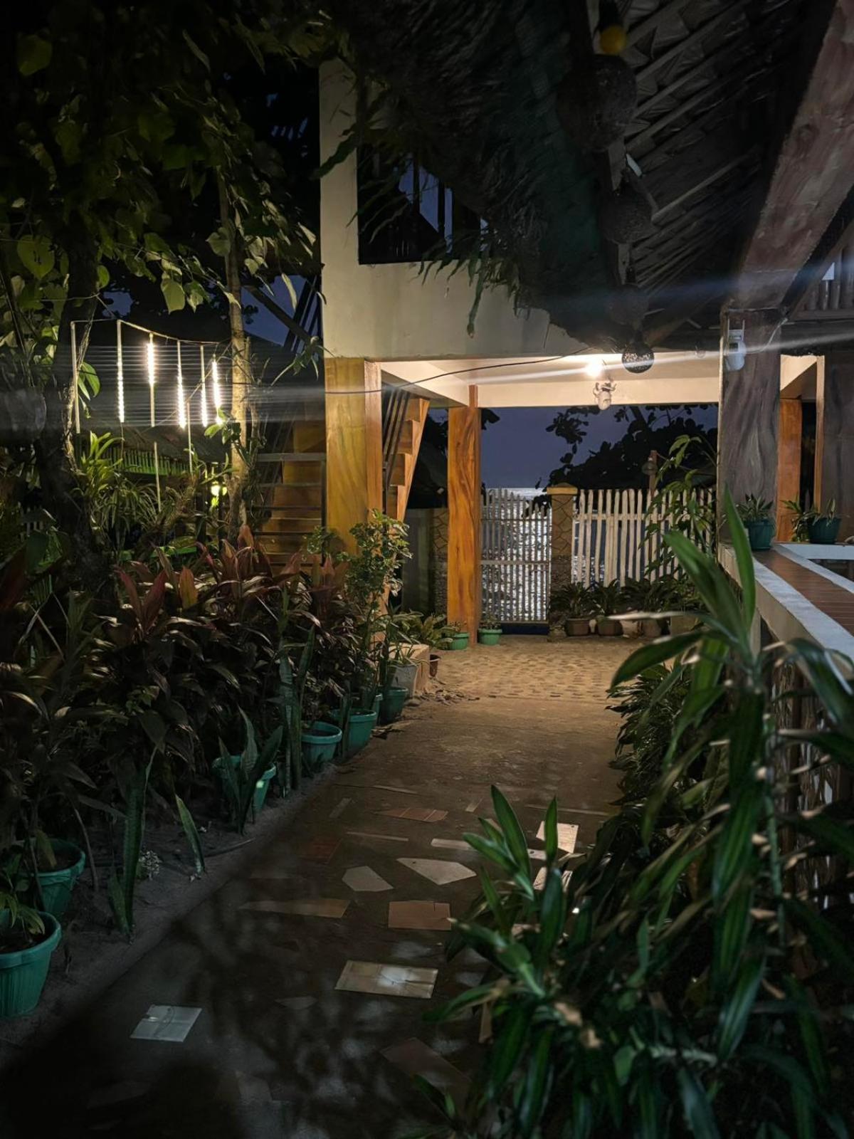 Two-Bedroom House - Photo 20