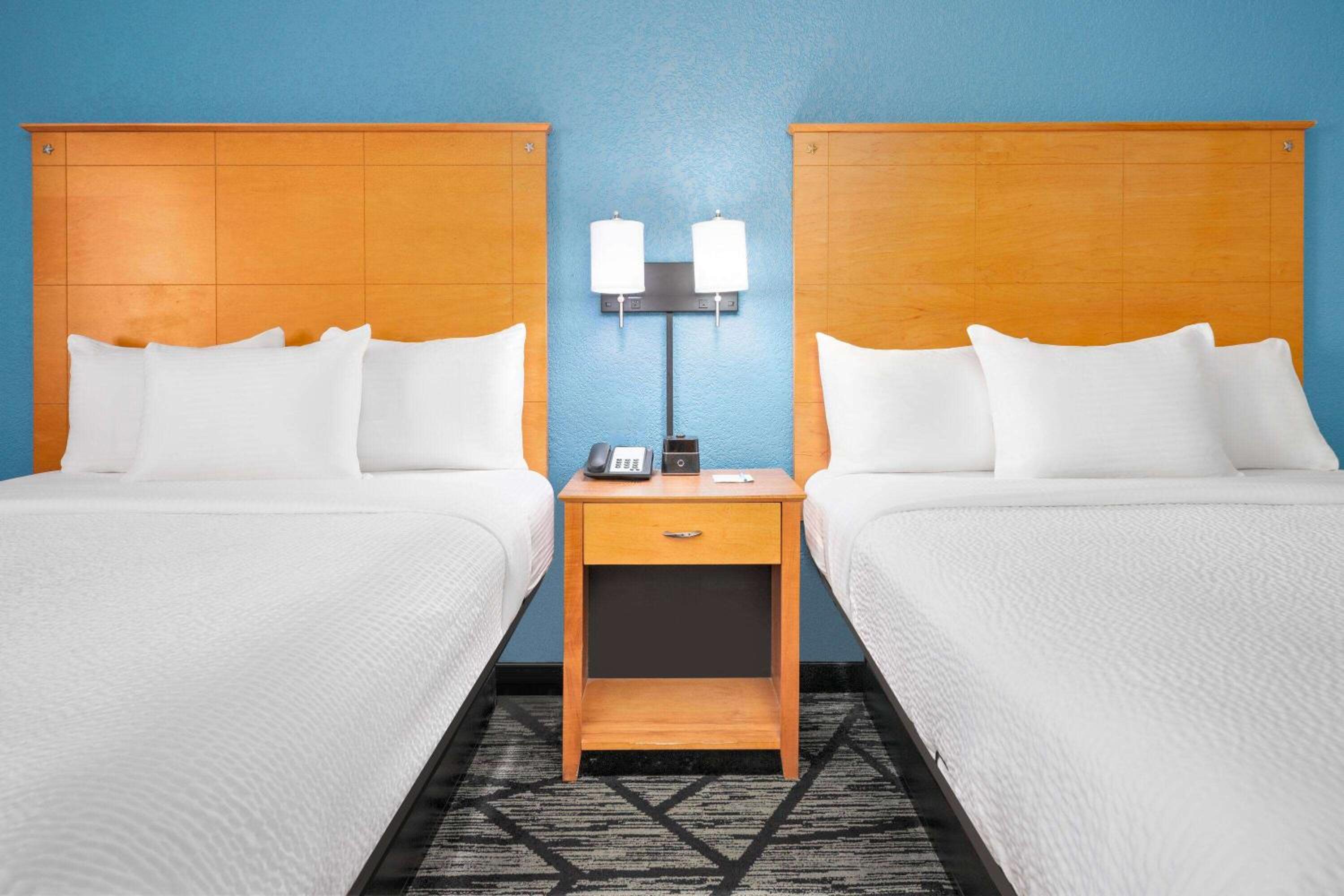 Deluxe Queen Room with Two Queen Beds - Photo 1