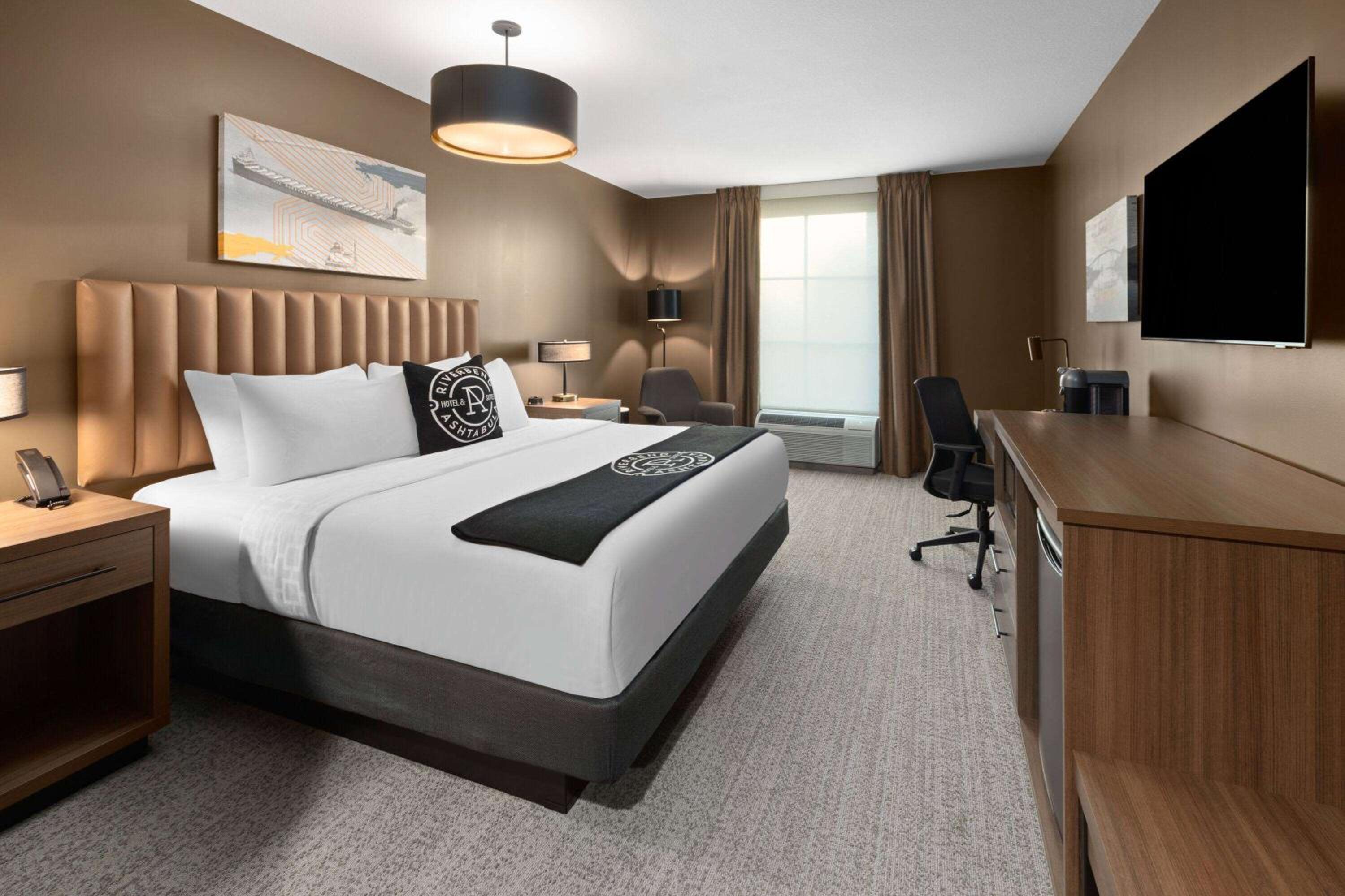 King Room - Non-Smoking - Photo 1