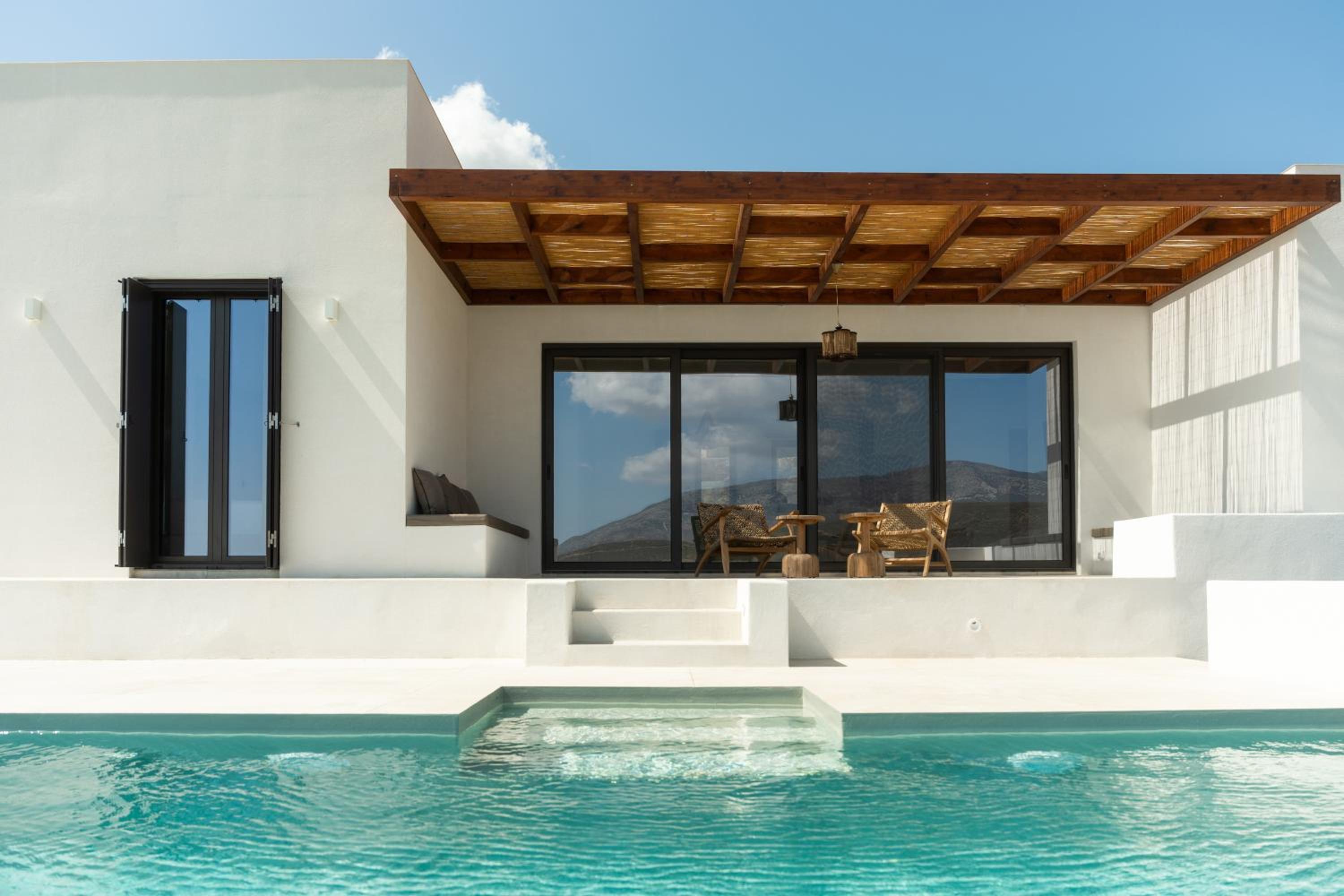 Deluxe Villa photo 2