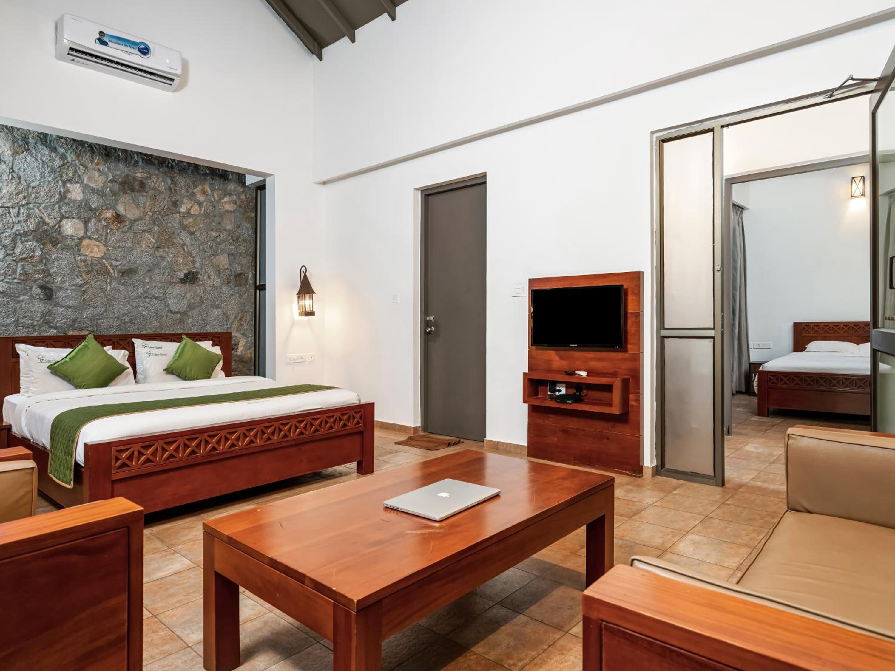 Two-Bedroom Villa - Photo 1