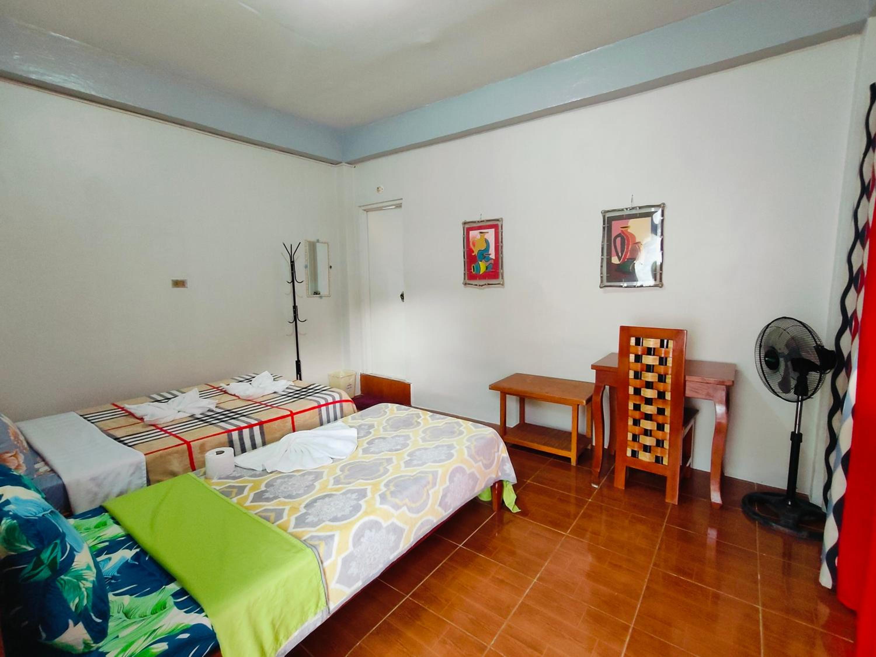 Standard Twin Room with Mountain View - Photo 1