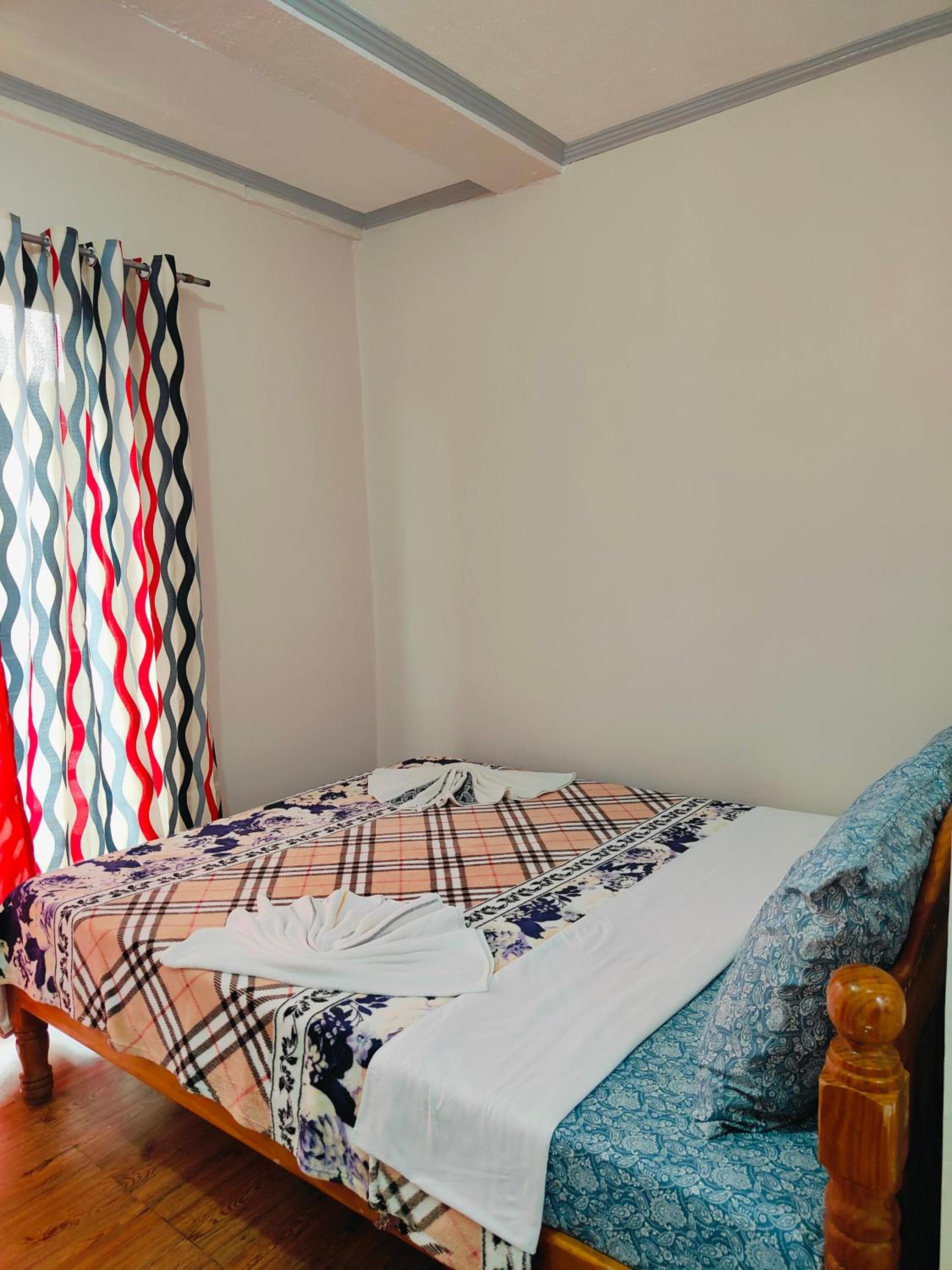 Double Room - Photo 8