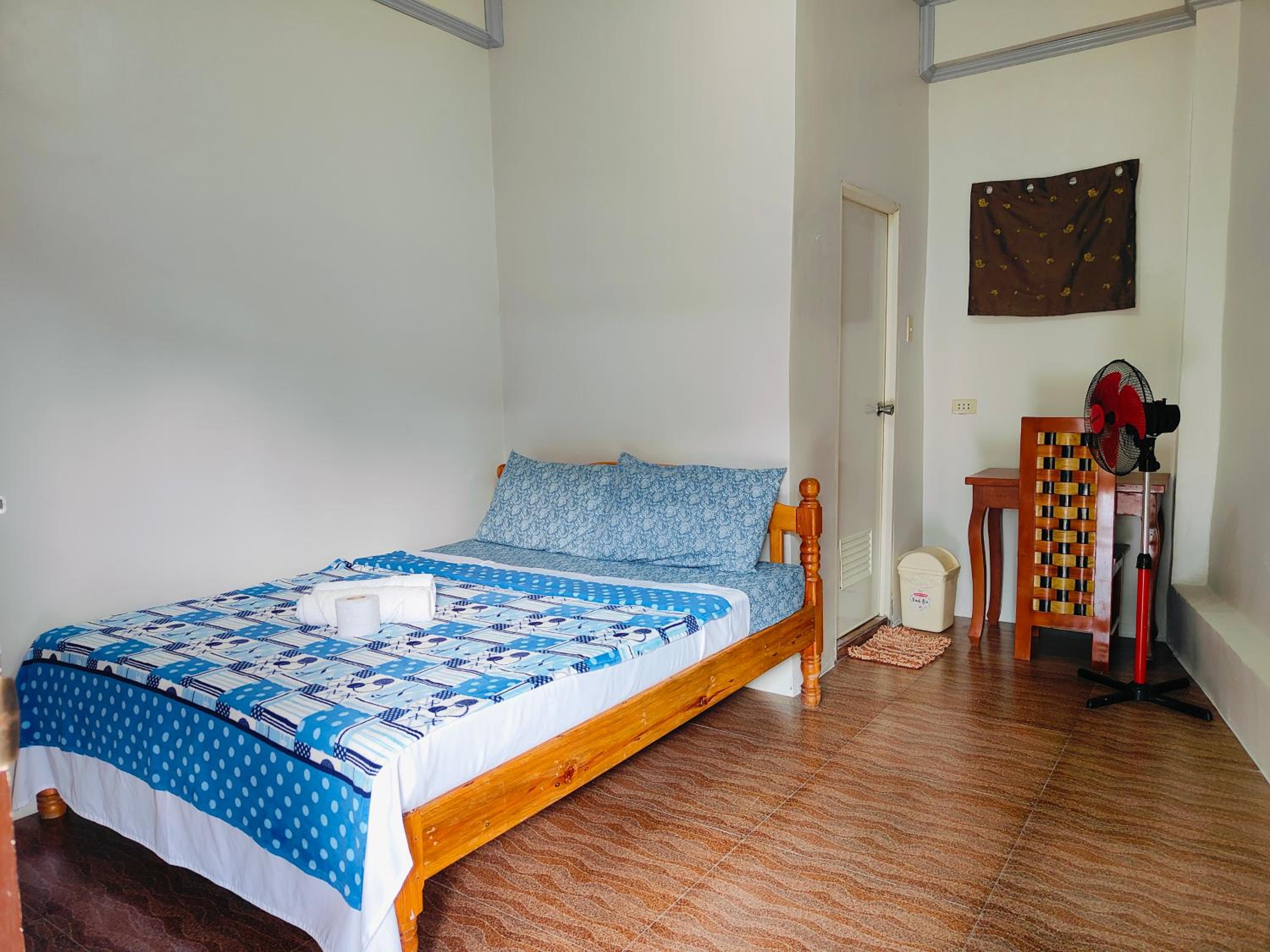 Double Room - Photo 22