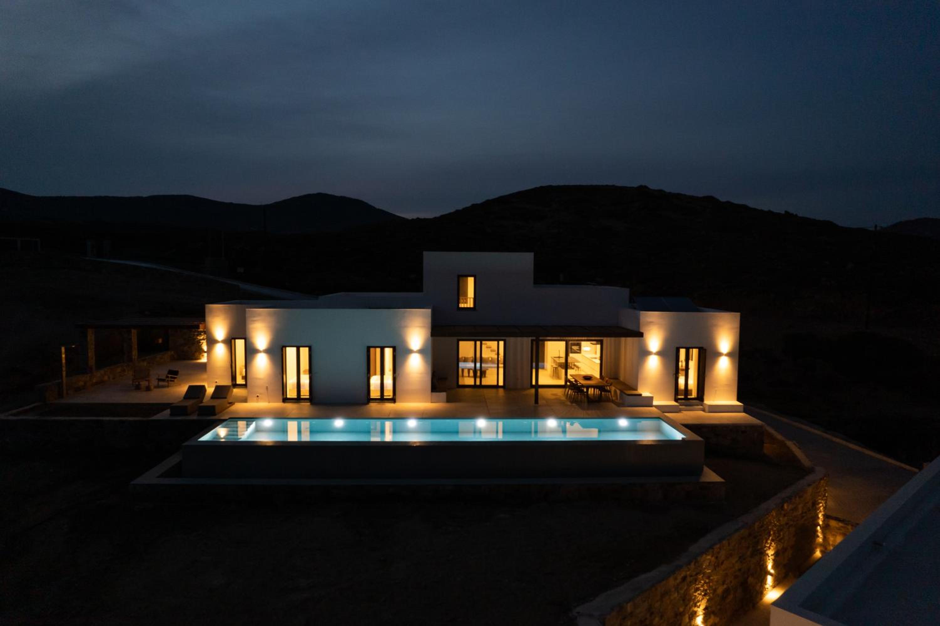 Superior Villa photo 2