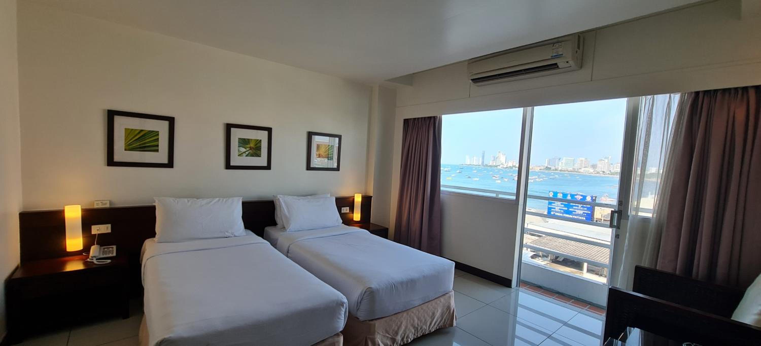 Superior Twin Room with Sea View