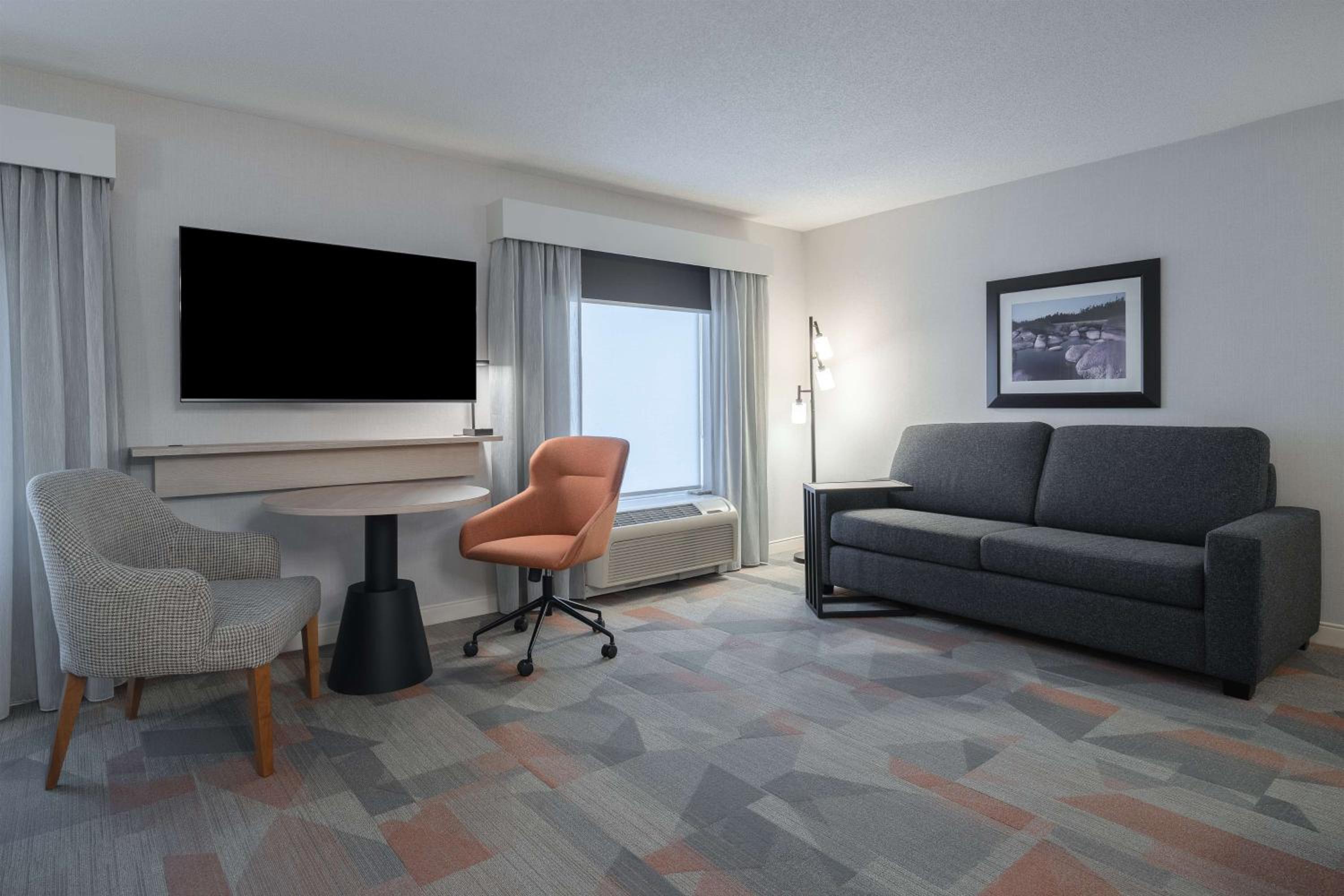 King Studio Suite - Non-Smoking - Photo 1