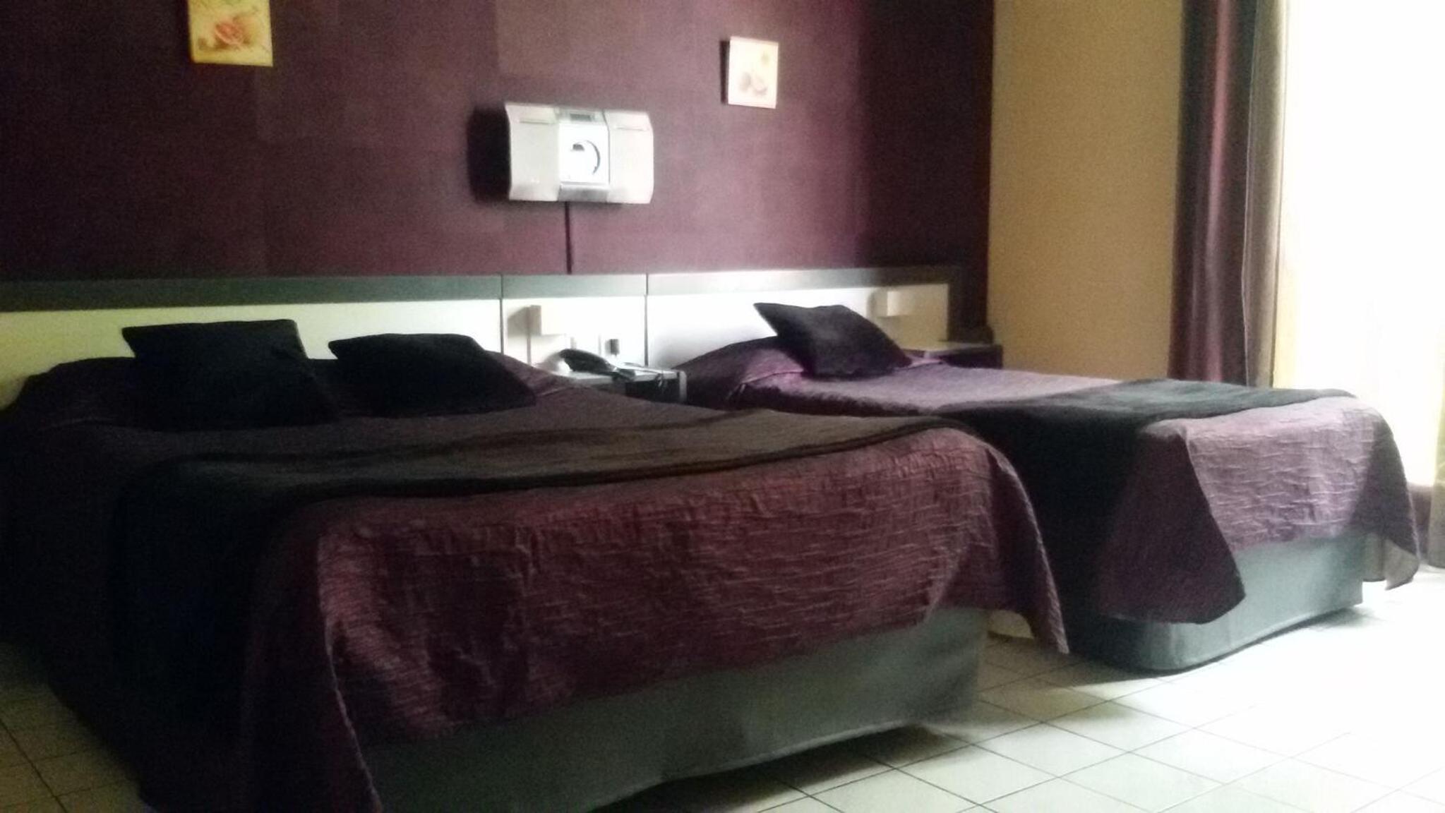 Standard Triple Room - Photo 1