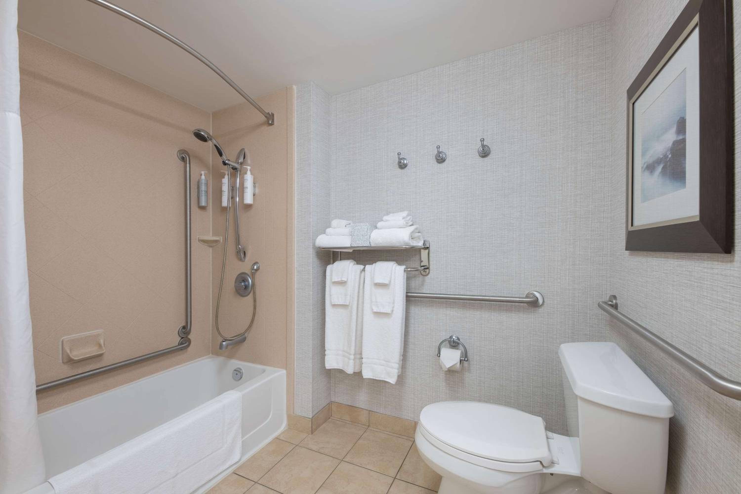 King Room - Disability Access/Non-Smoking - Photo 5