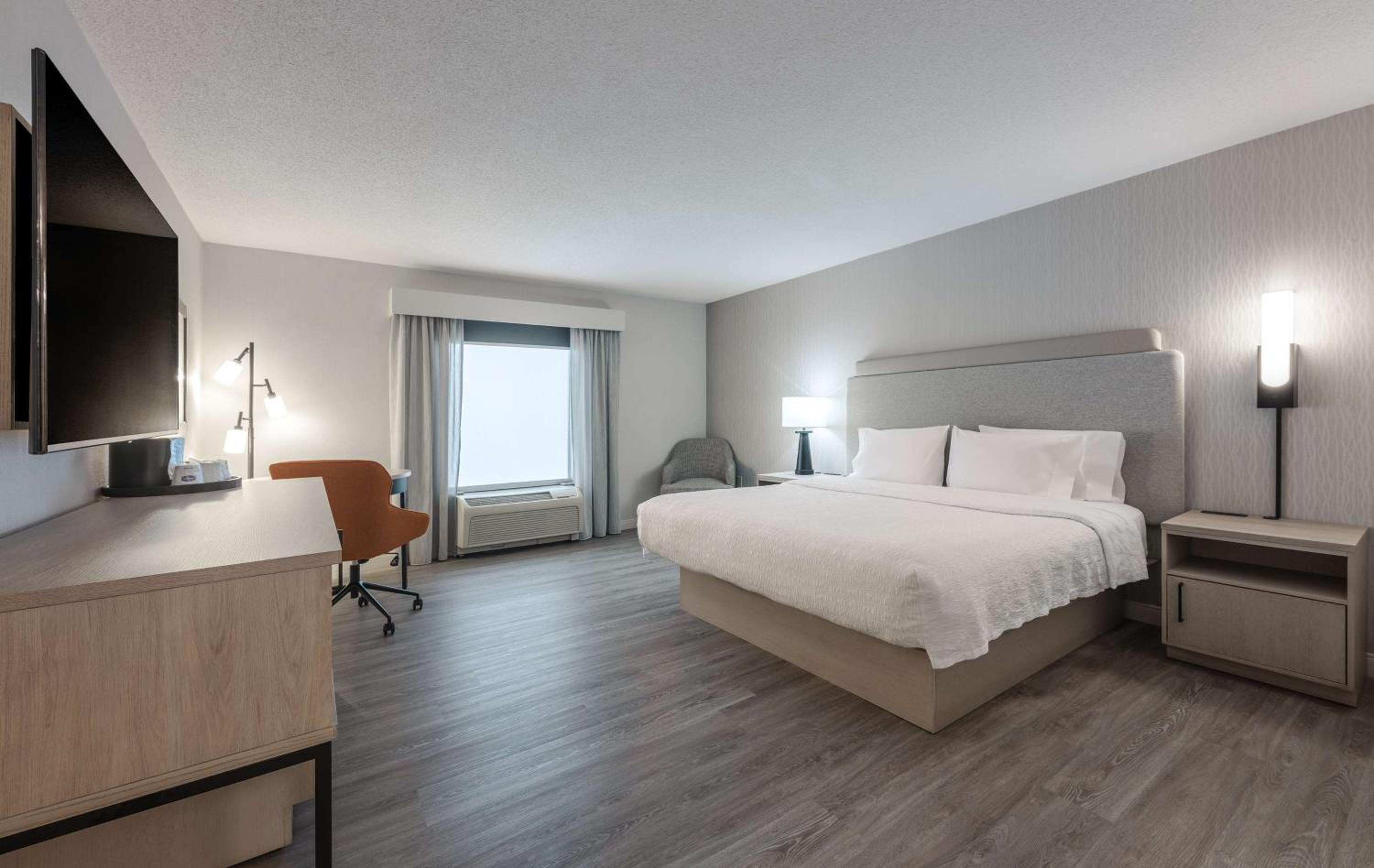 King Room - Disability Access/Non-Smoking - Photo 2
