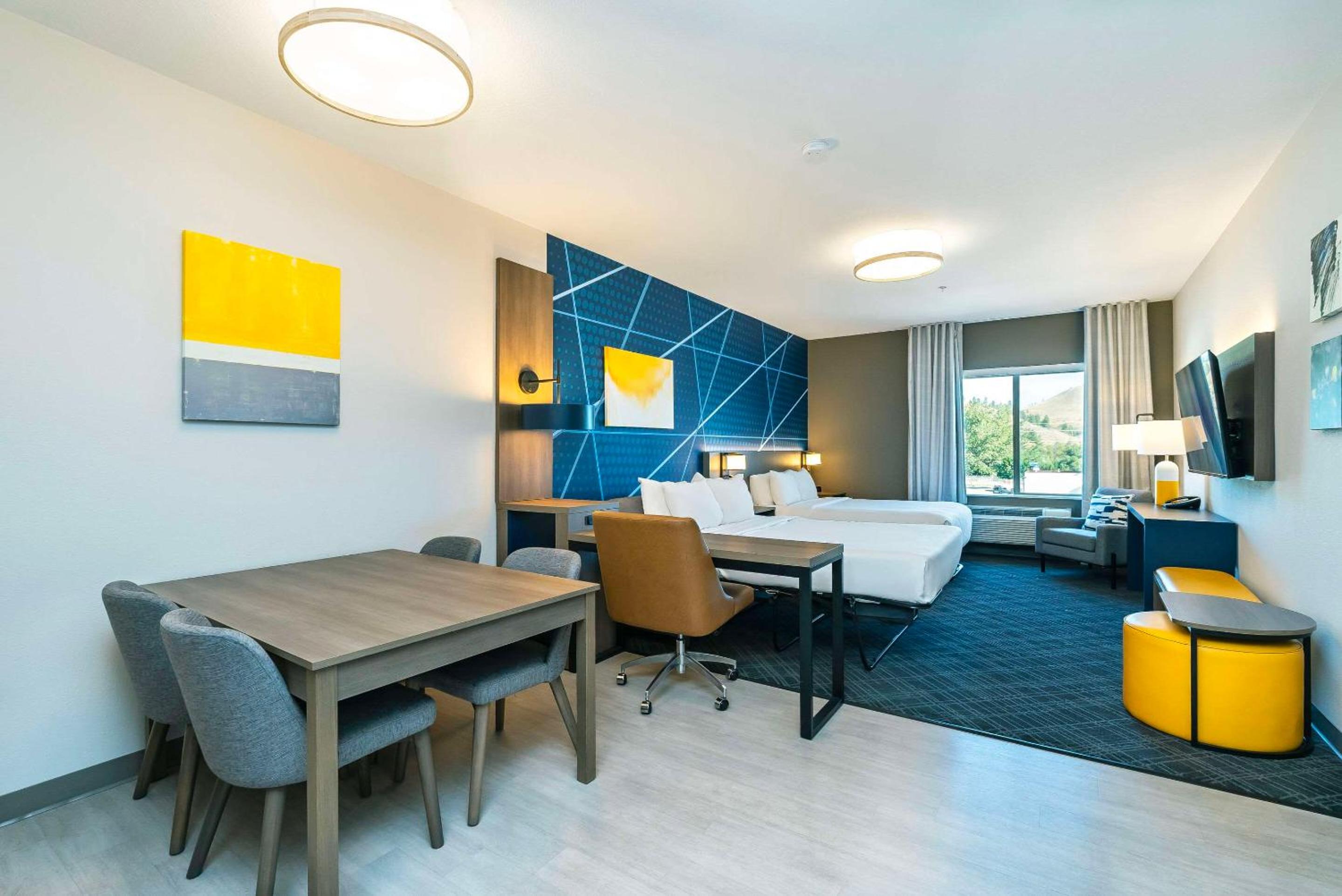 King Suite with Sofa Bed - Photo 1